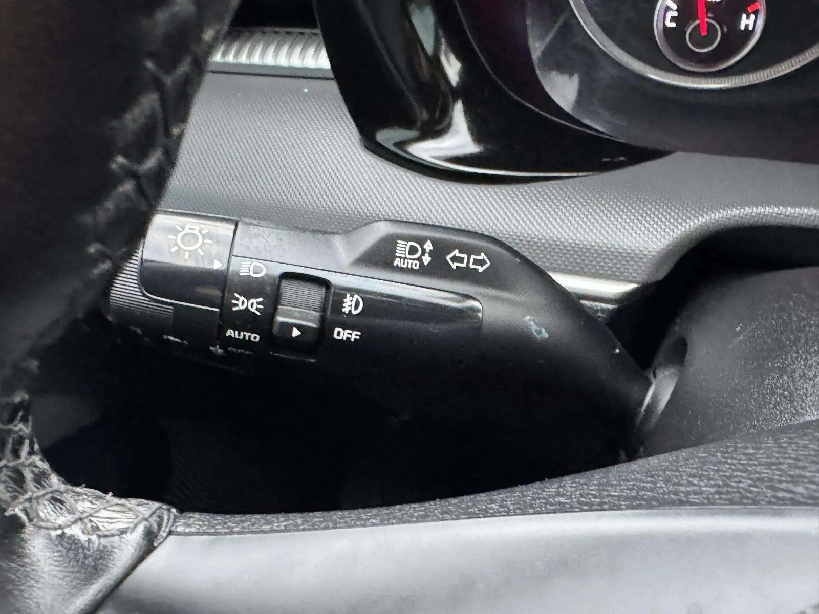 Kia K5 photo 21