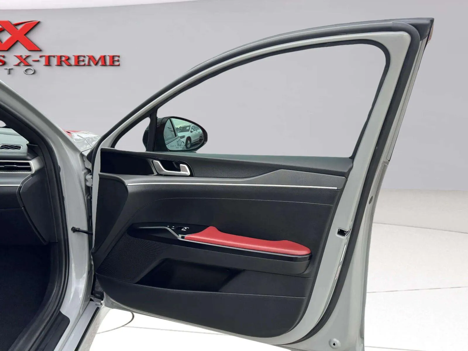 Kia K5 photo 43