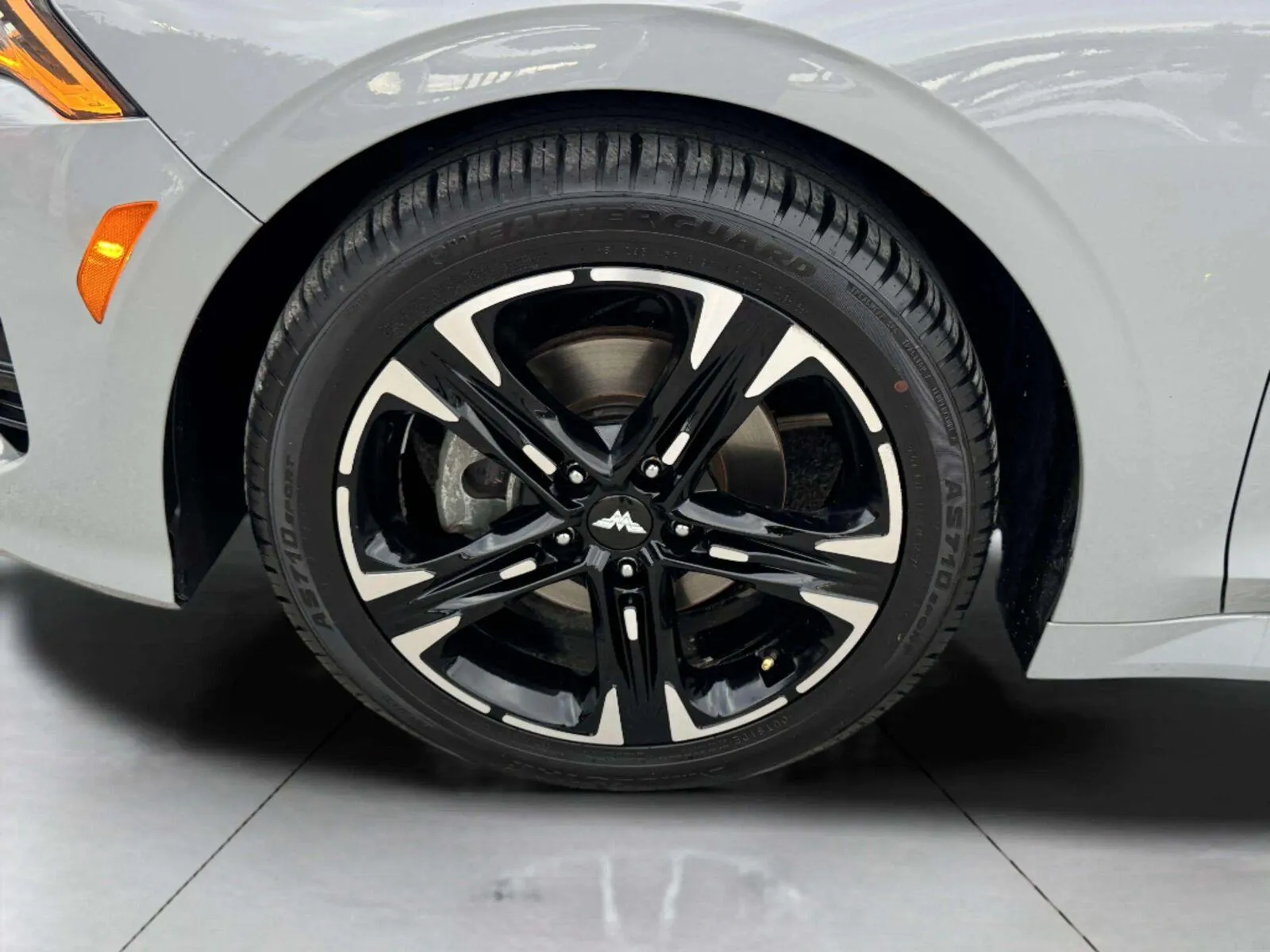 Kia K5 photo 48