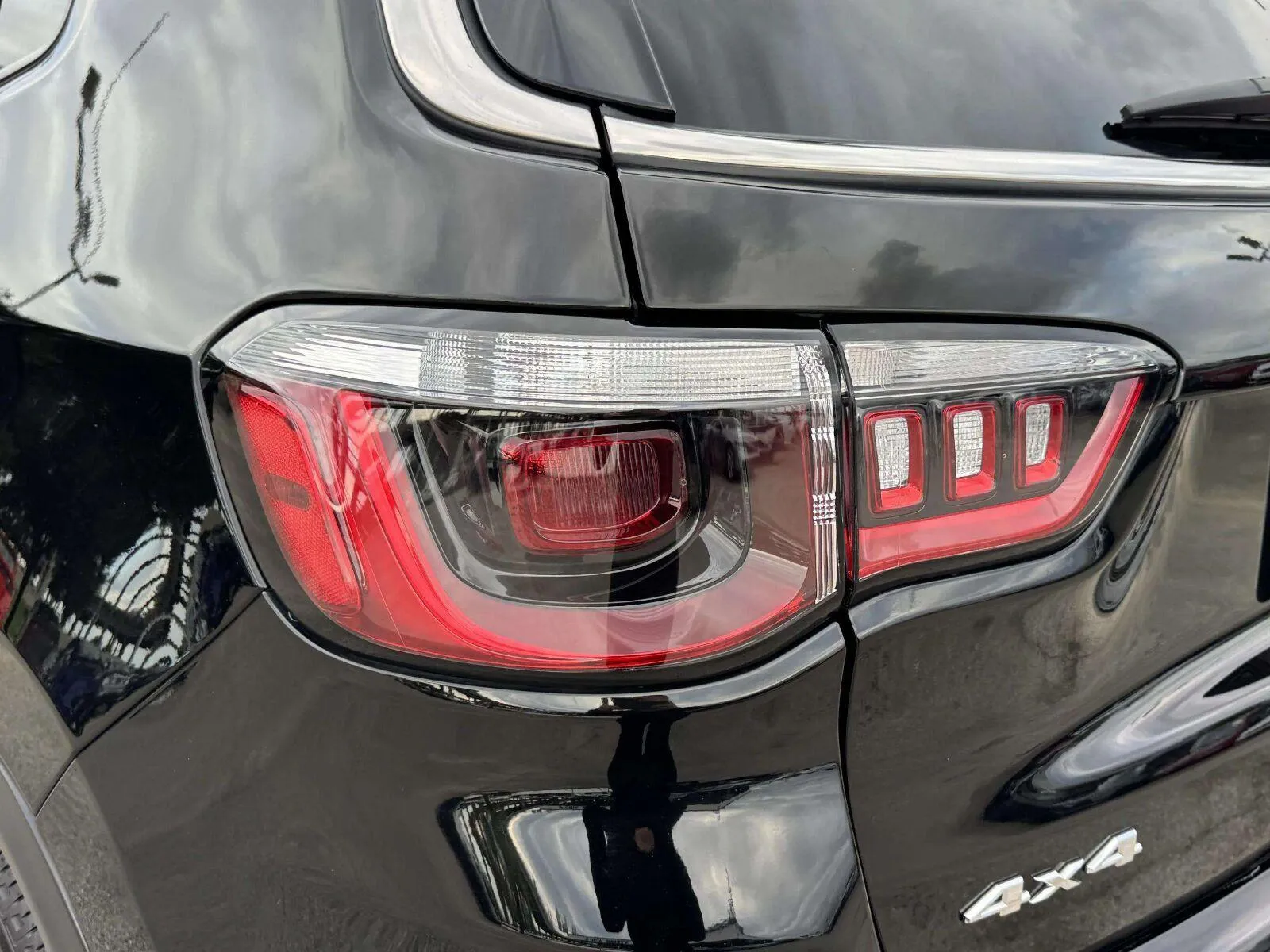 Jeep Compass photo 14