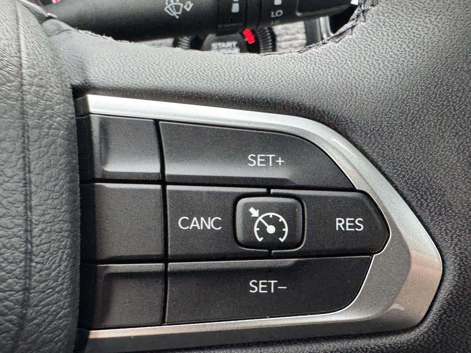 Jeep Compass photo 24