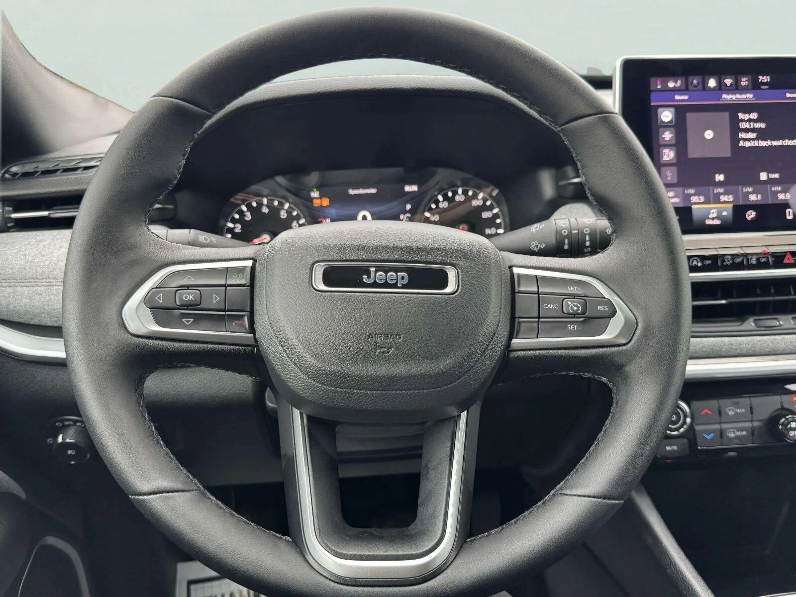 Jeep Compass photo 25