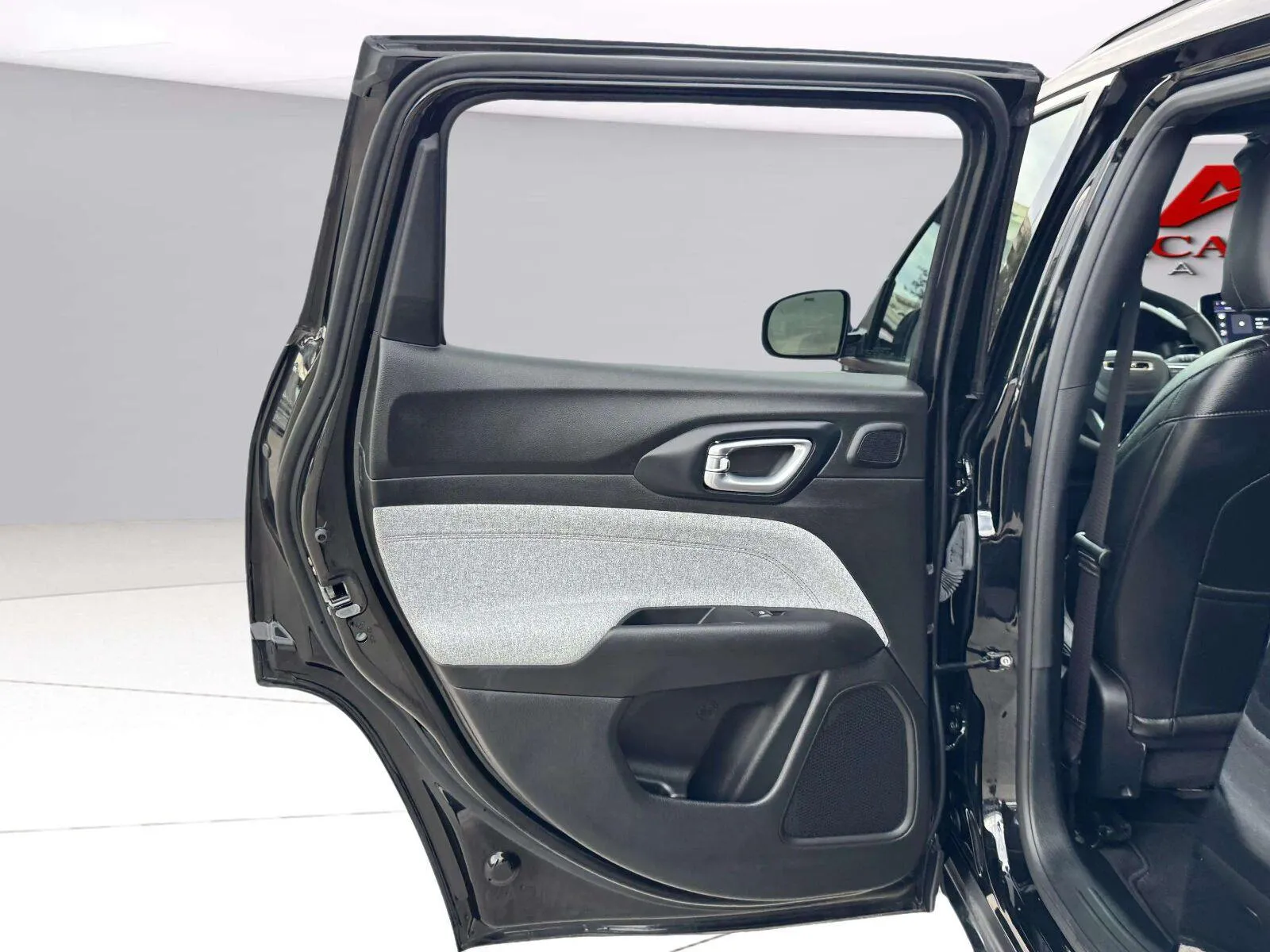 Jeep Compass photo 30