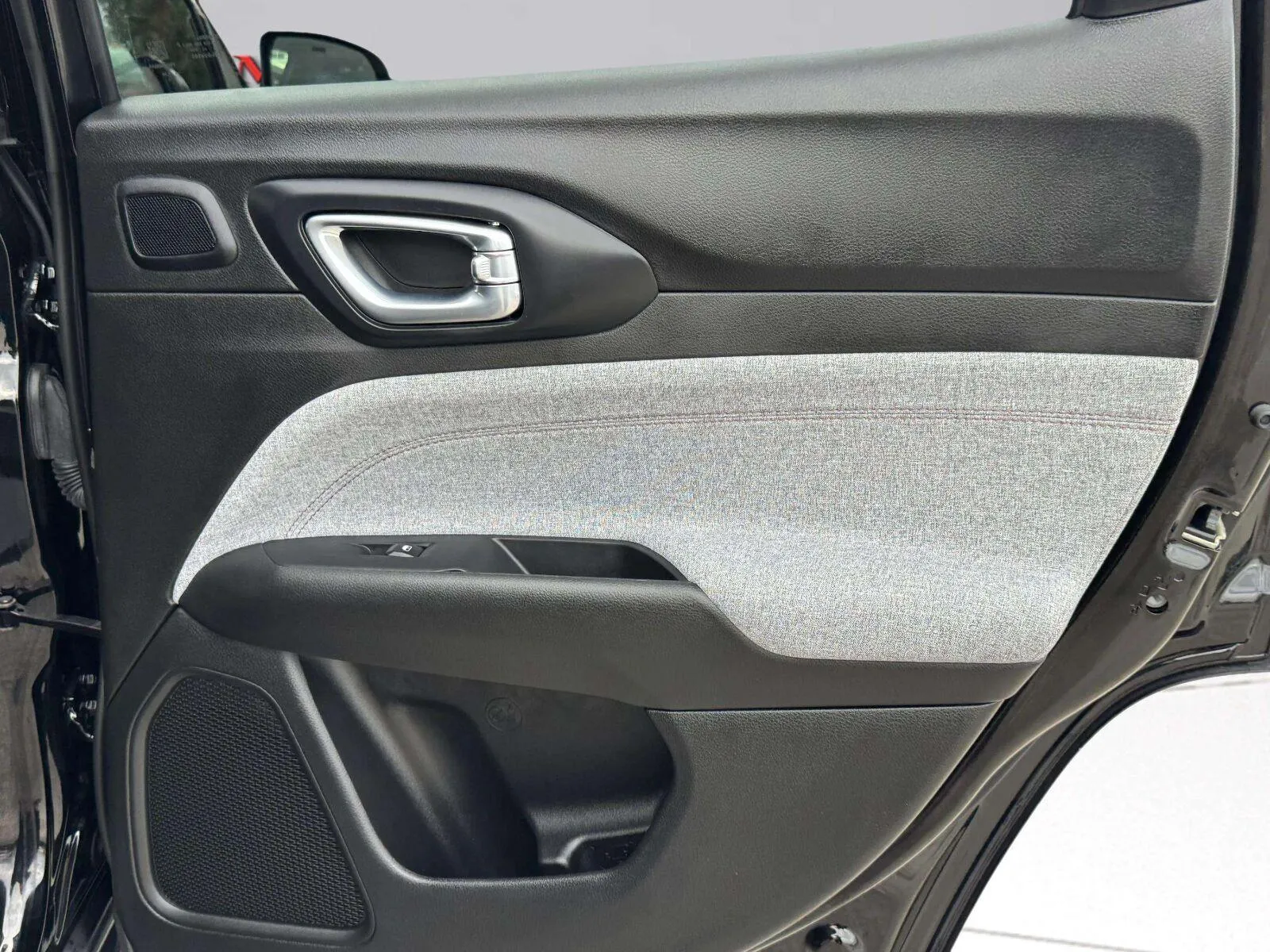 Jeep Compass photo 35