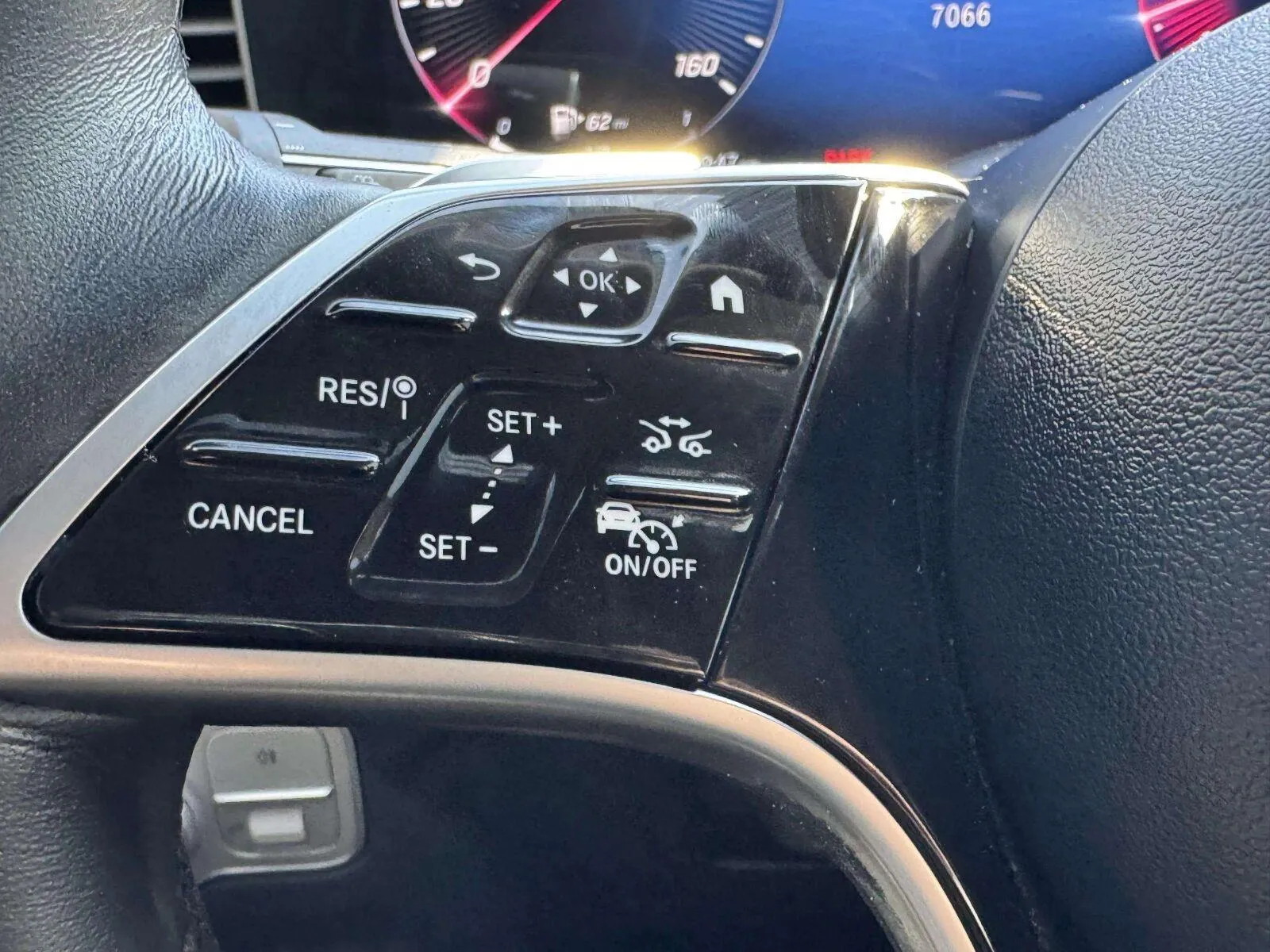 Mercedes-Benz GLE photo 19