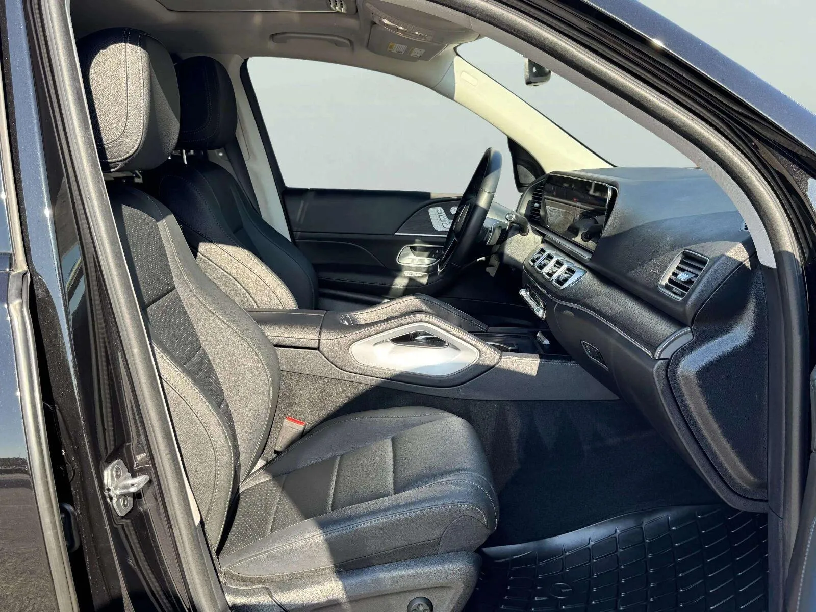 Mercedes-Benz GLE photo 42