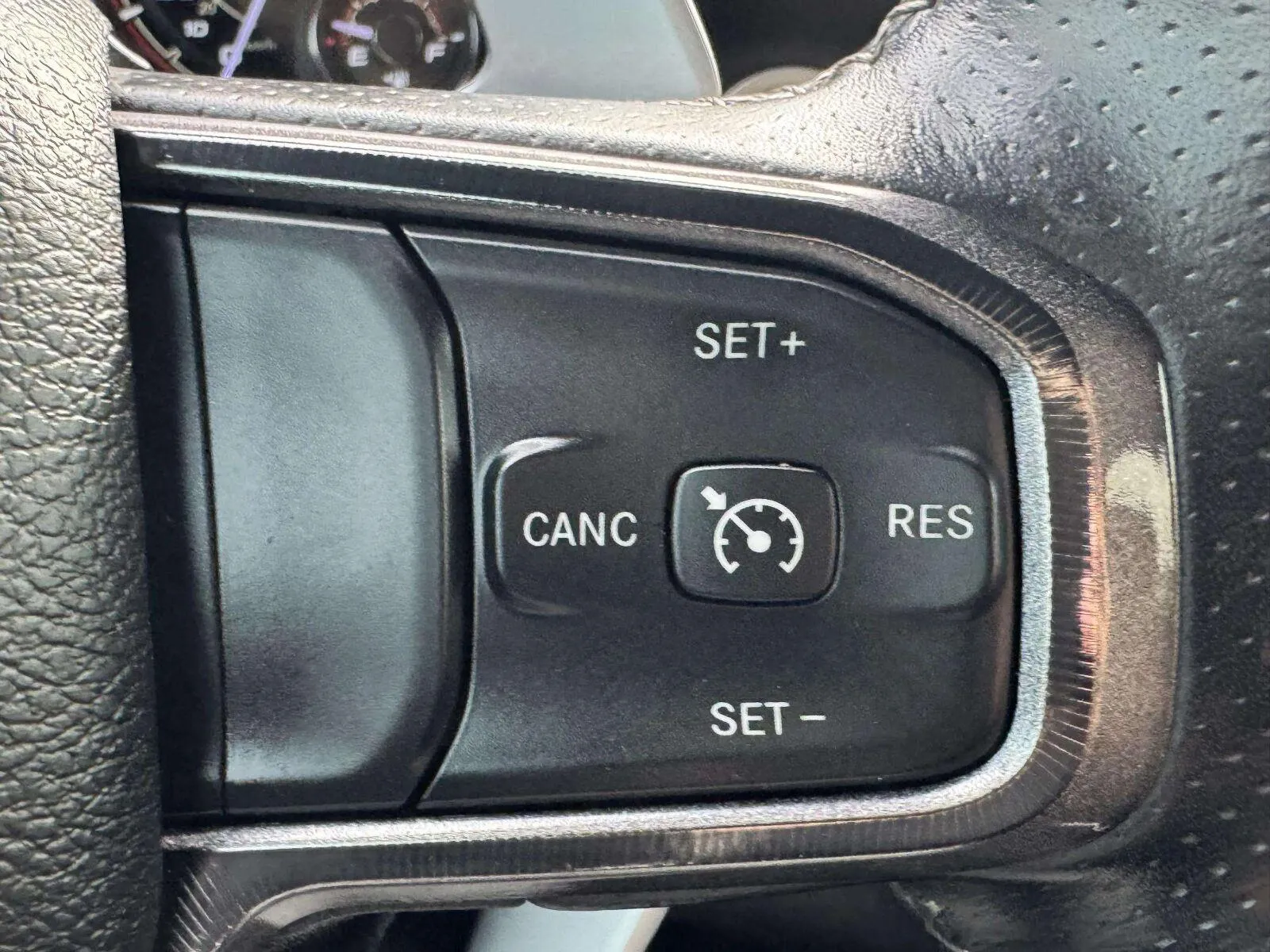 Ram 1500 photo 17