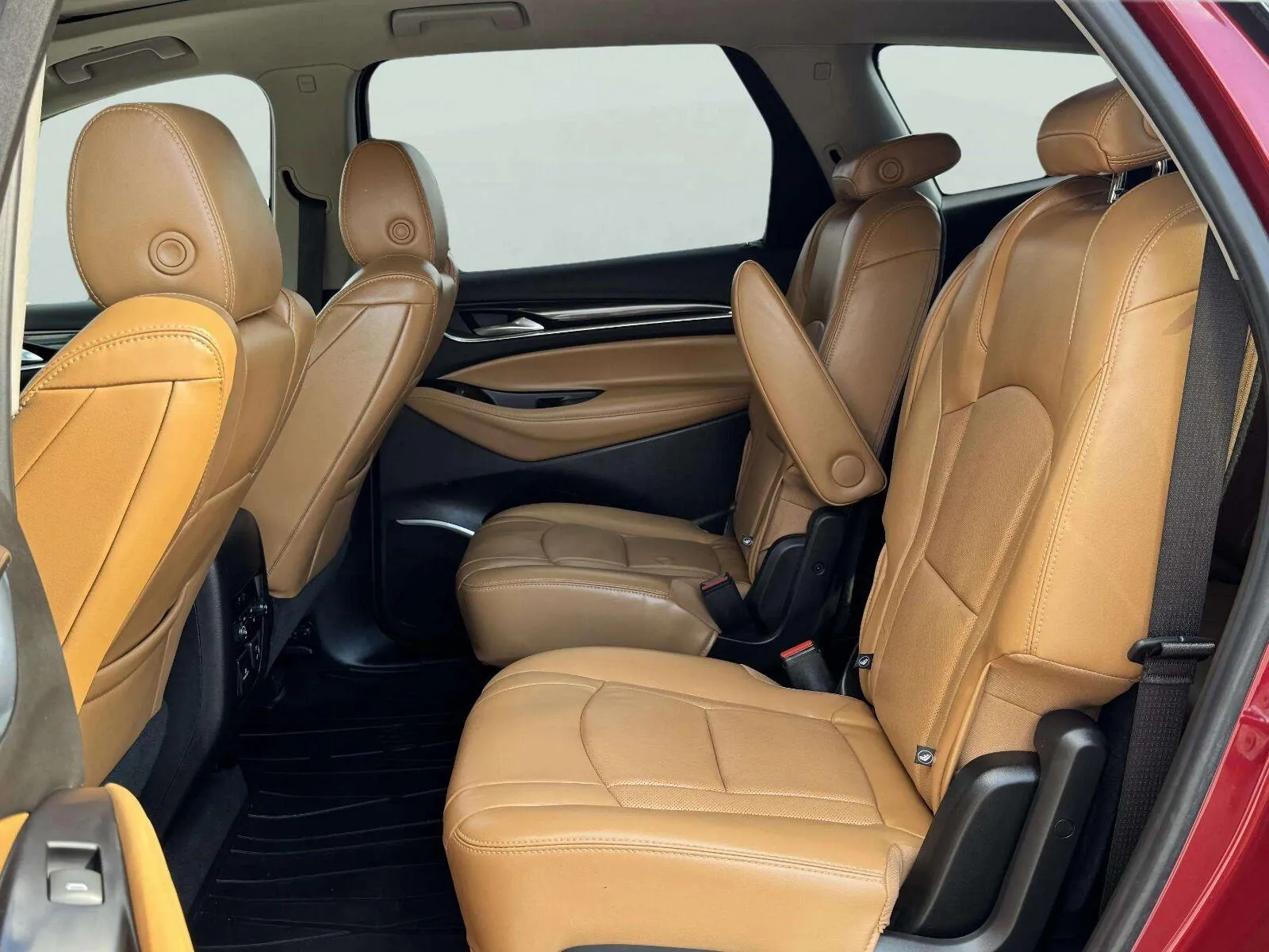 Buick Enclave photo 29