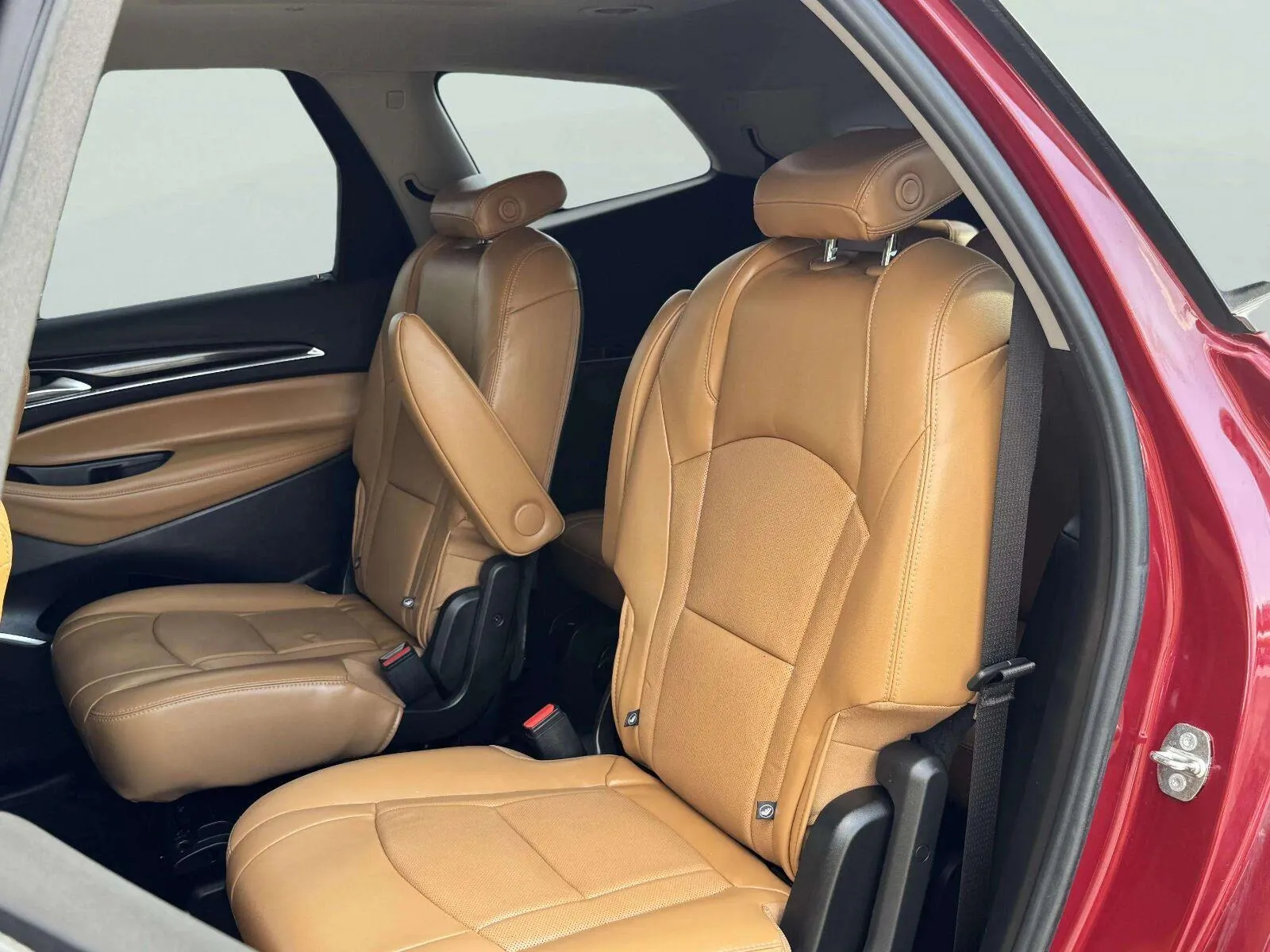 Buick Enclave photo 32