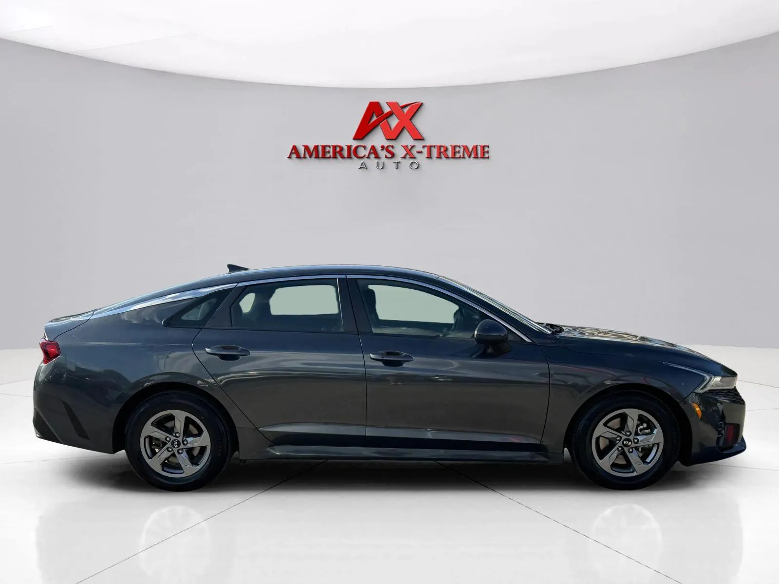 Kia K5 photo 7