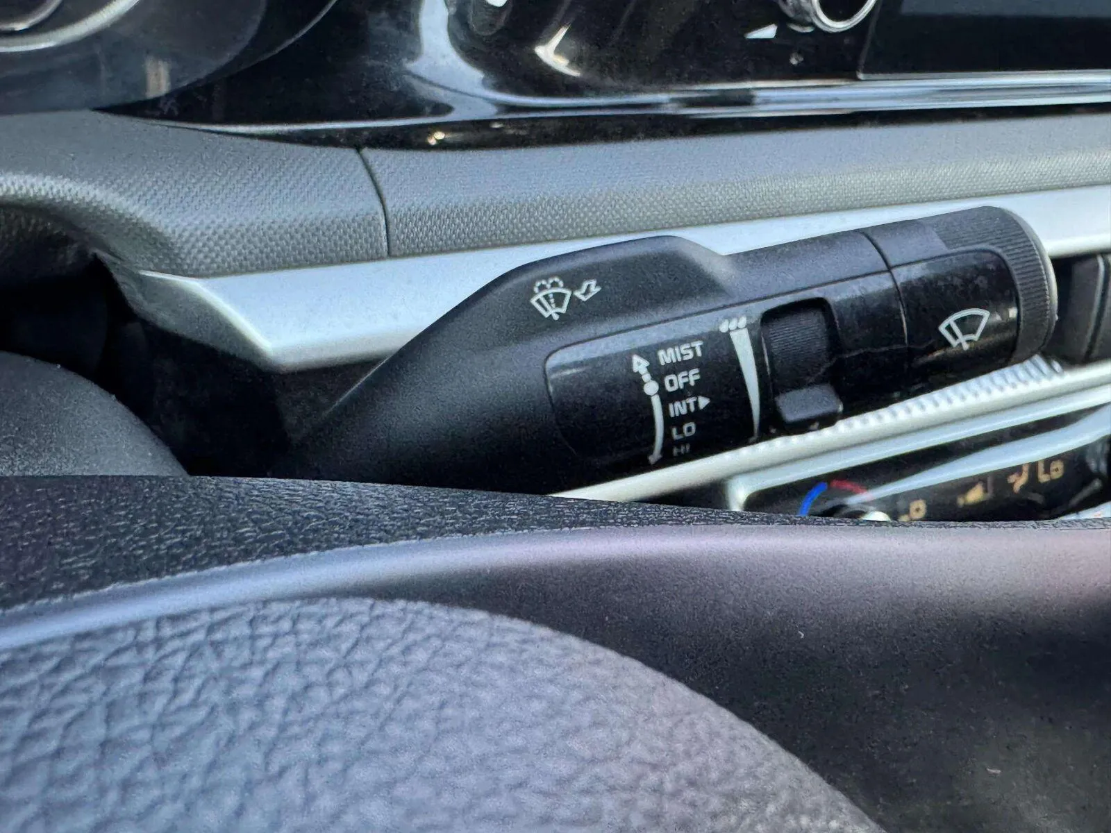 Kia K5 photo 17