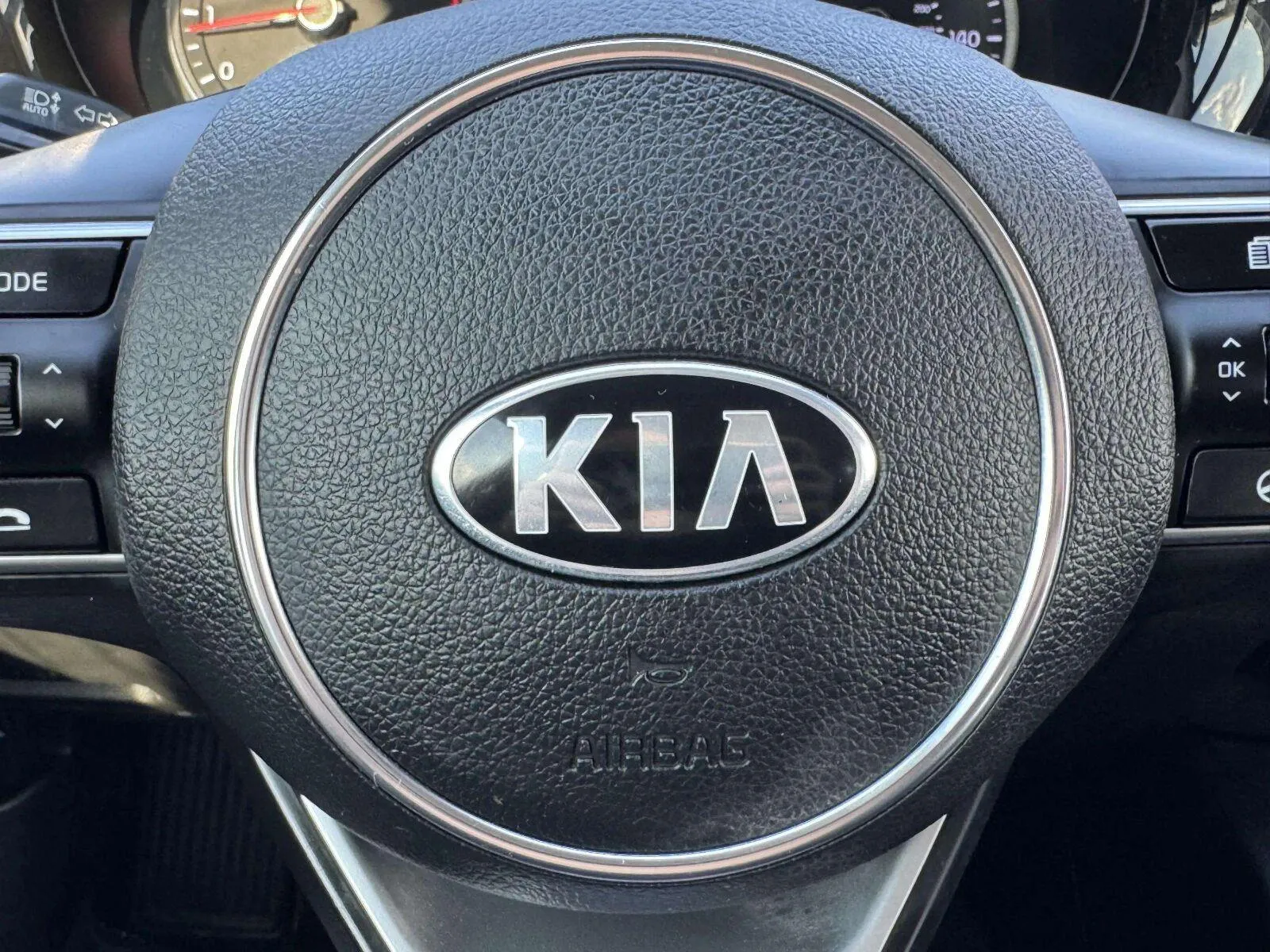 Kia K5 photo 19