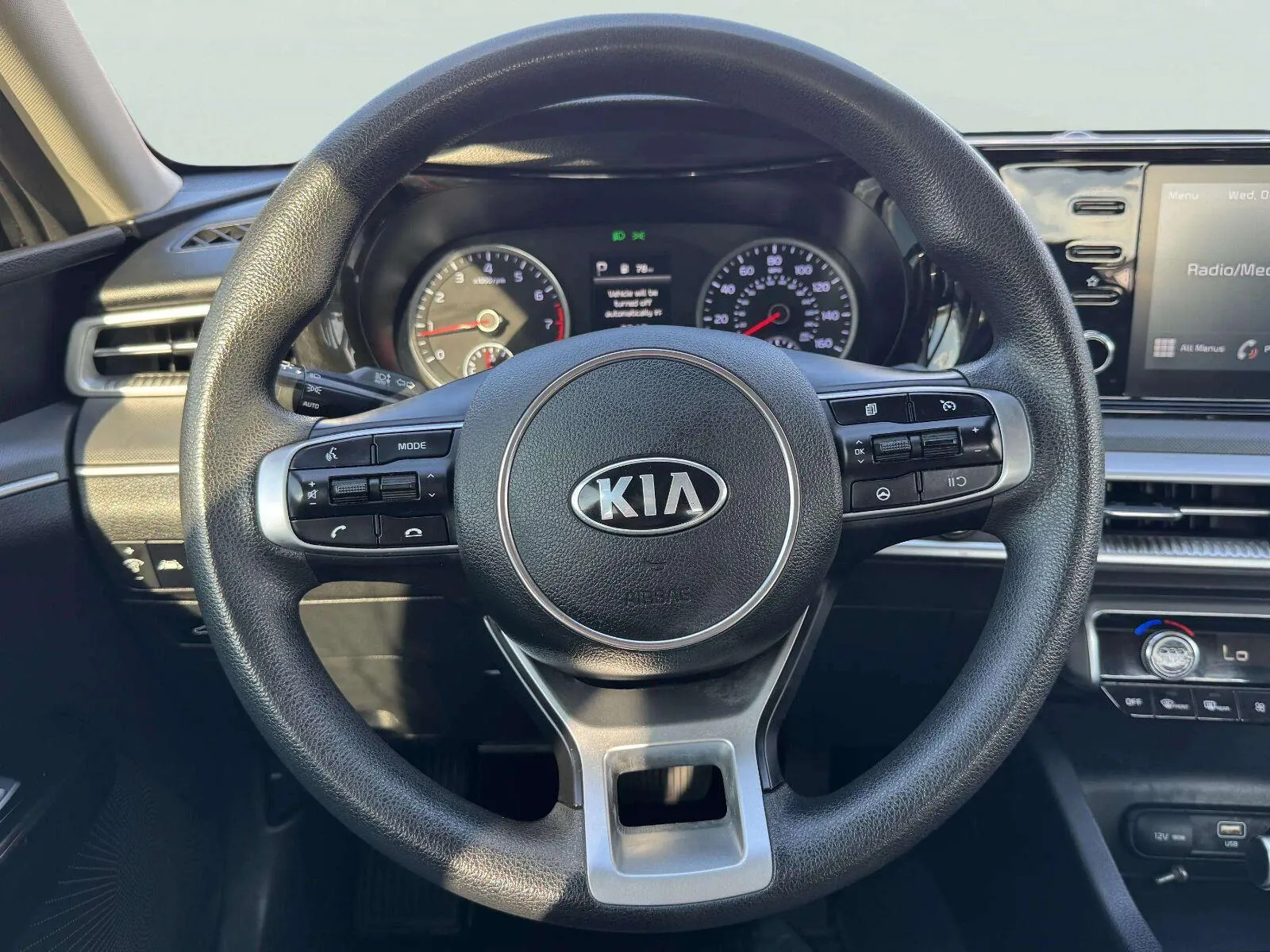 Kia K5 photo 21