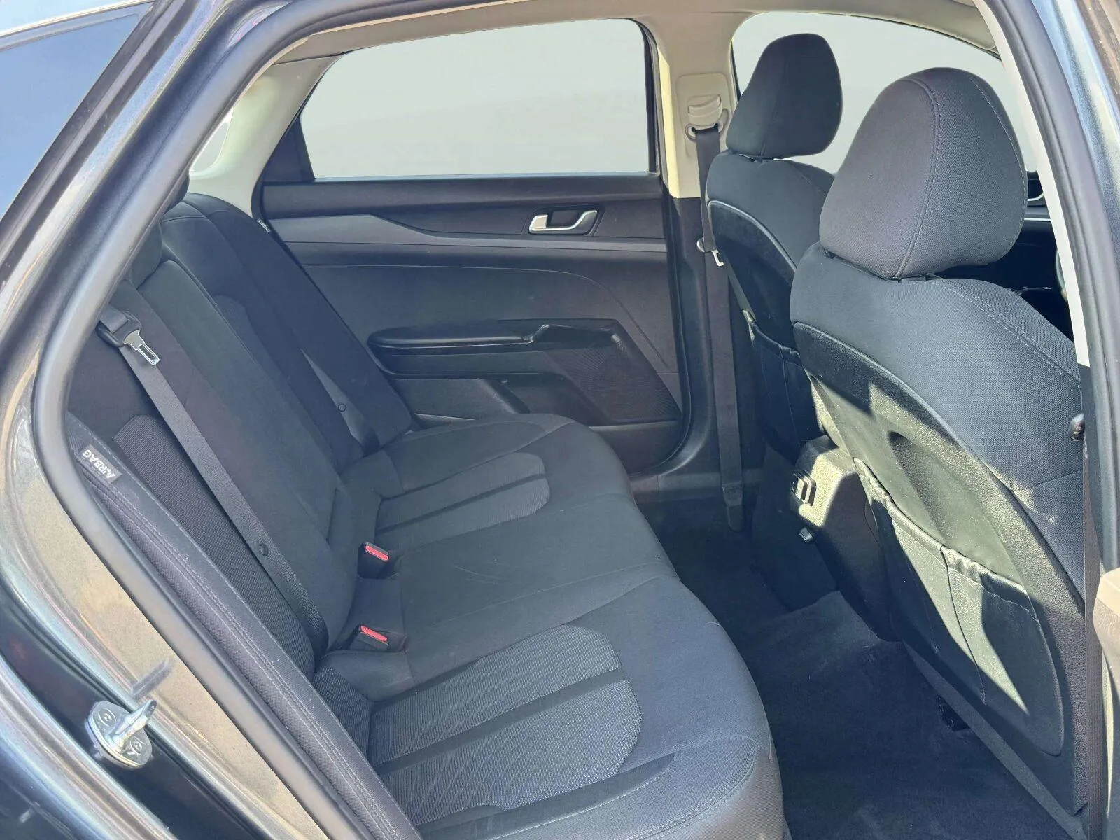 Kia K5 photo 29