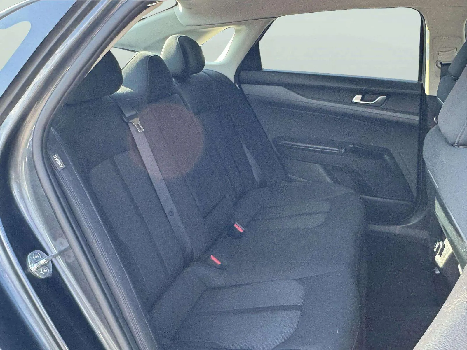 Kia K5 photo 32