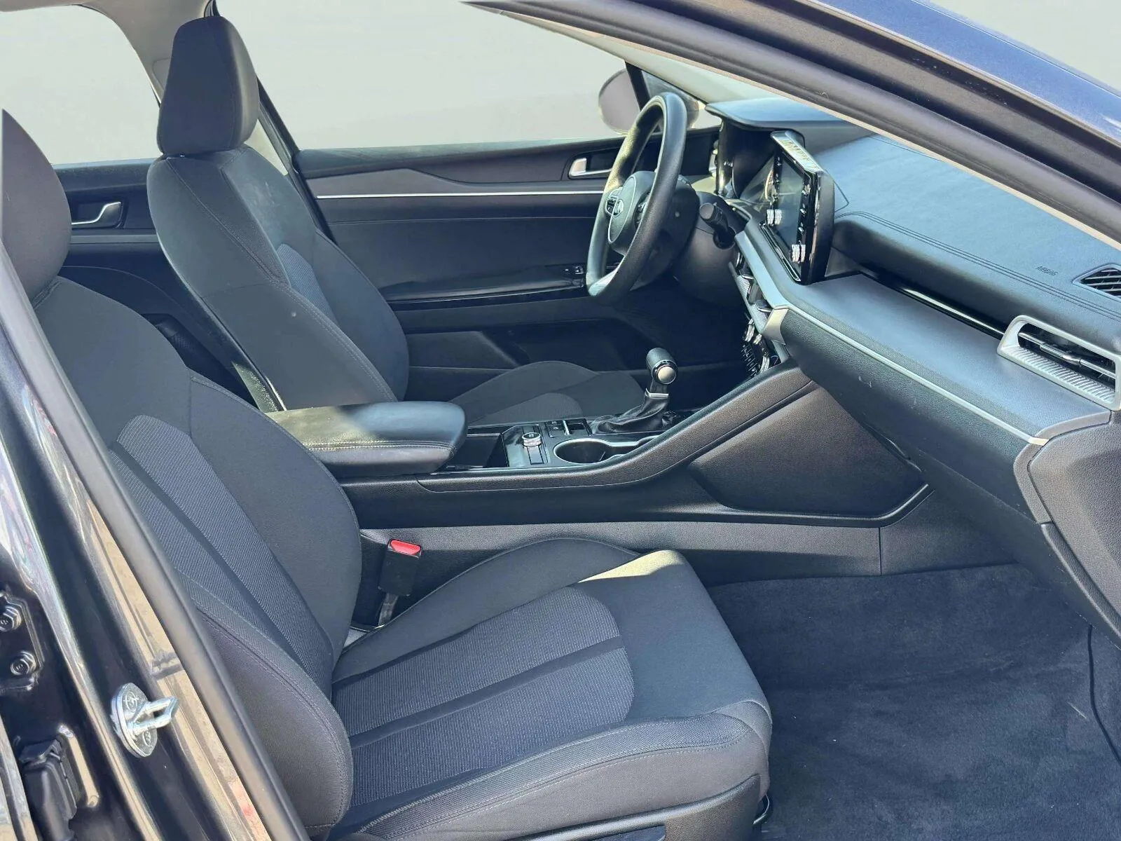 Kia K5 photo 37