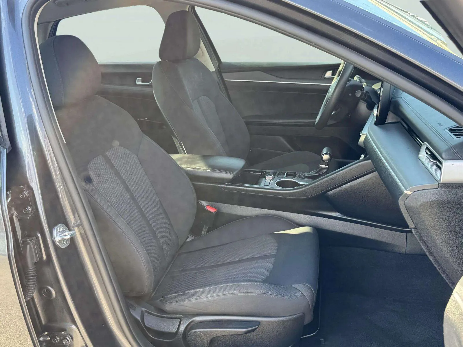 Kia K5 photo 40