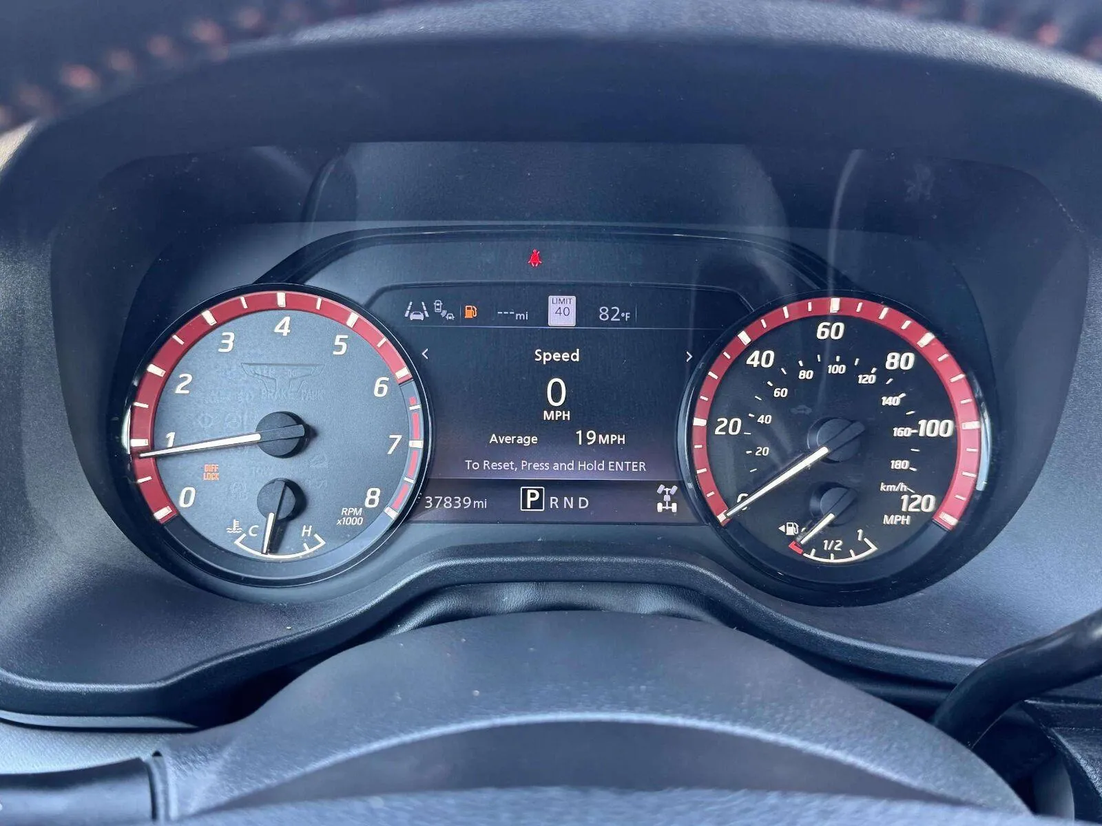 Nissan Titan photo 14