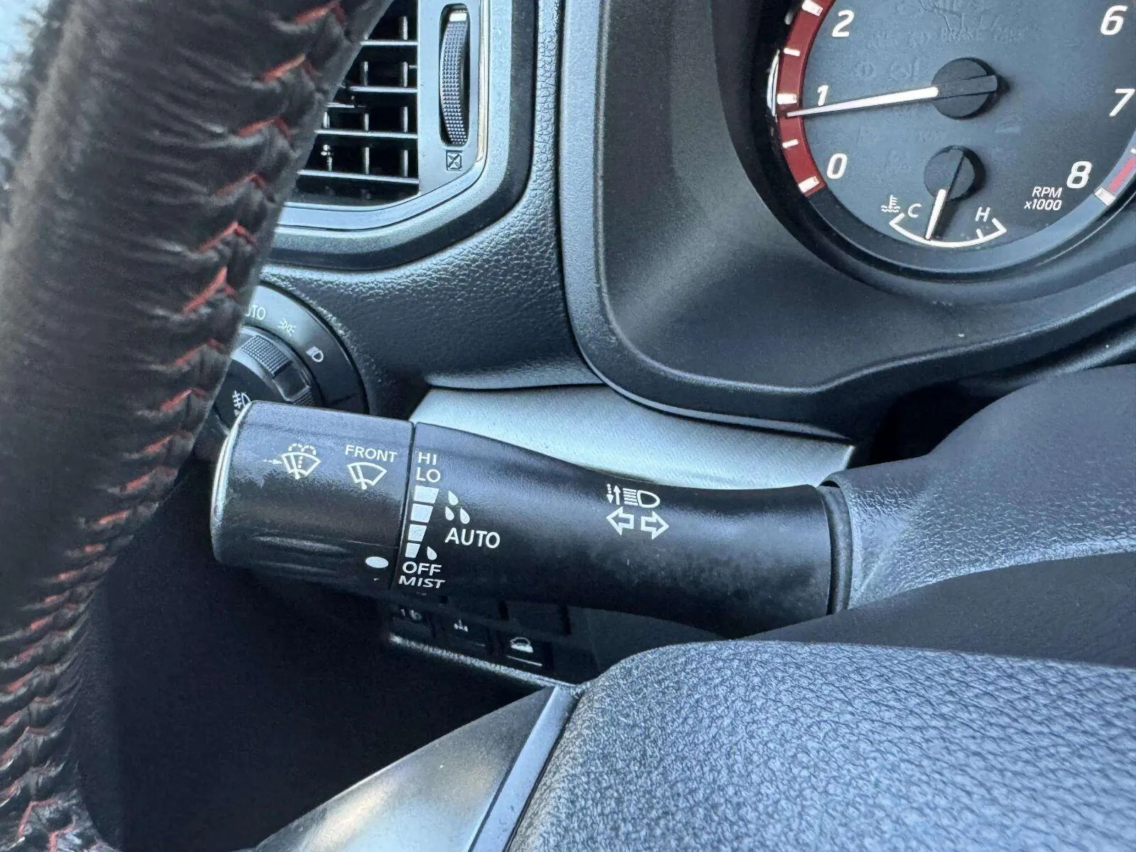 Nissan Titan photo 15