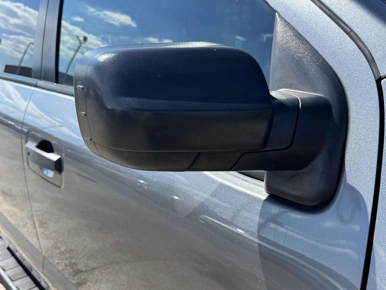 Nissan Titan photo 45
