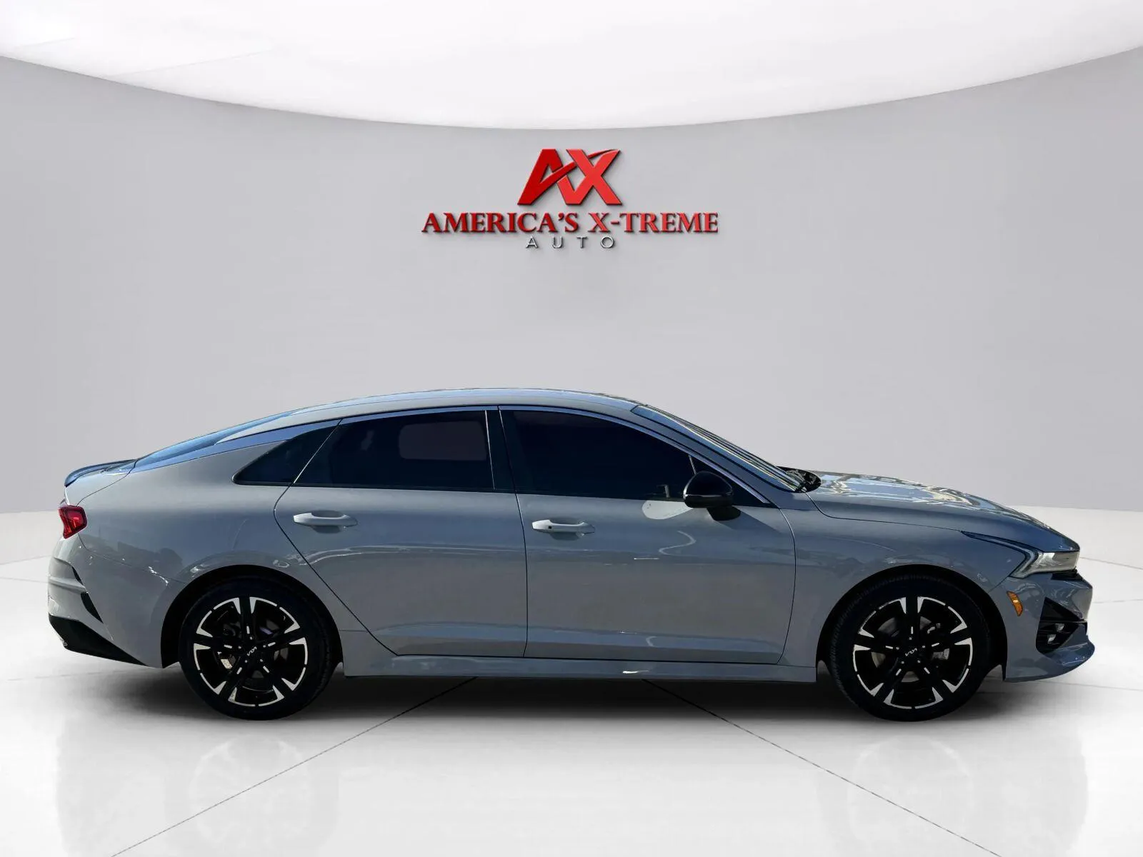 Kia K5 photo 7