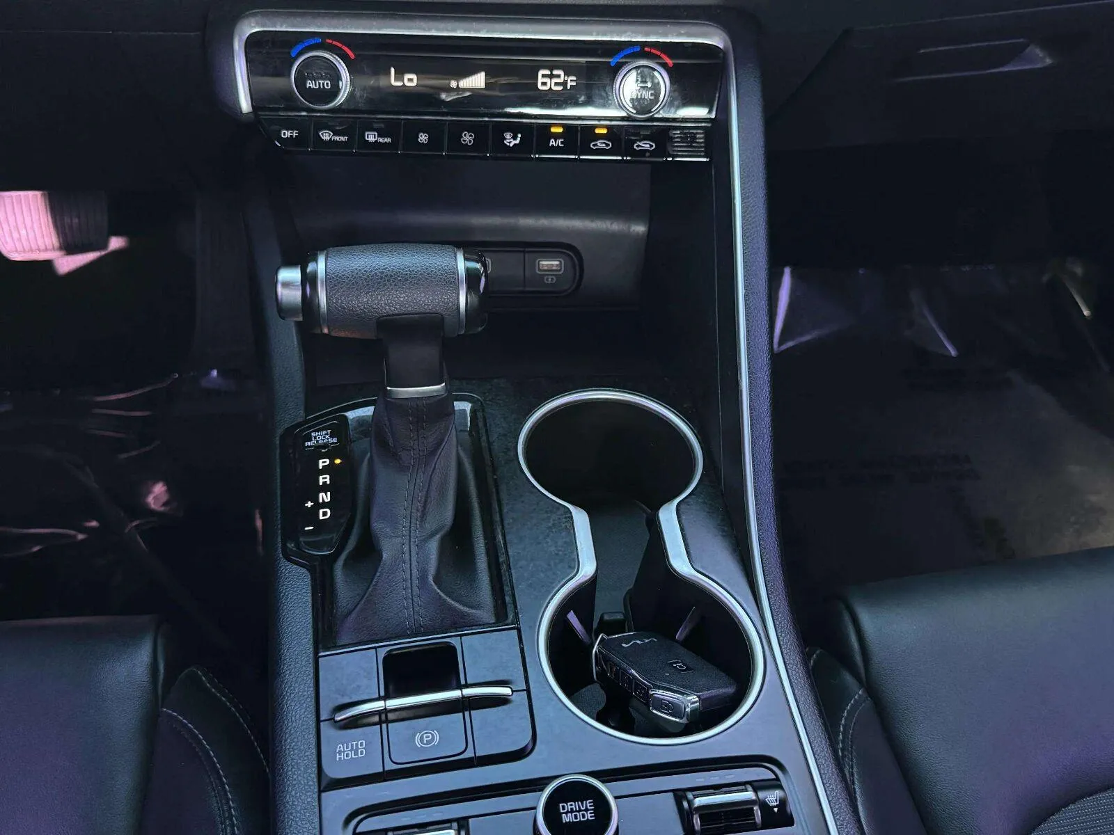 Kia K5 photo 23