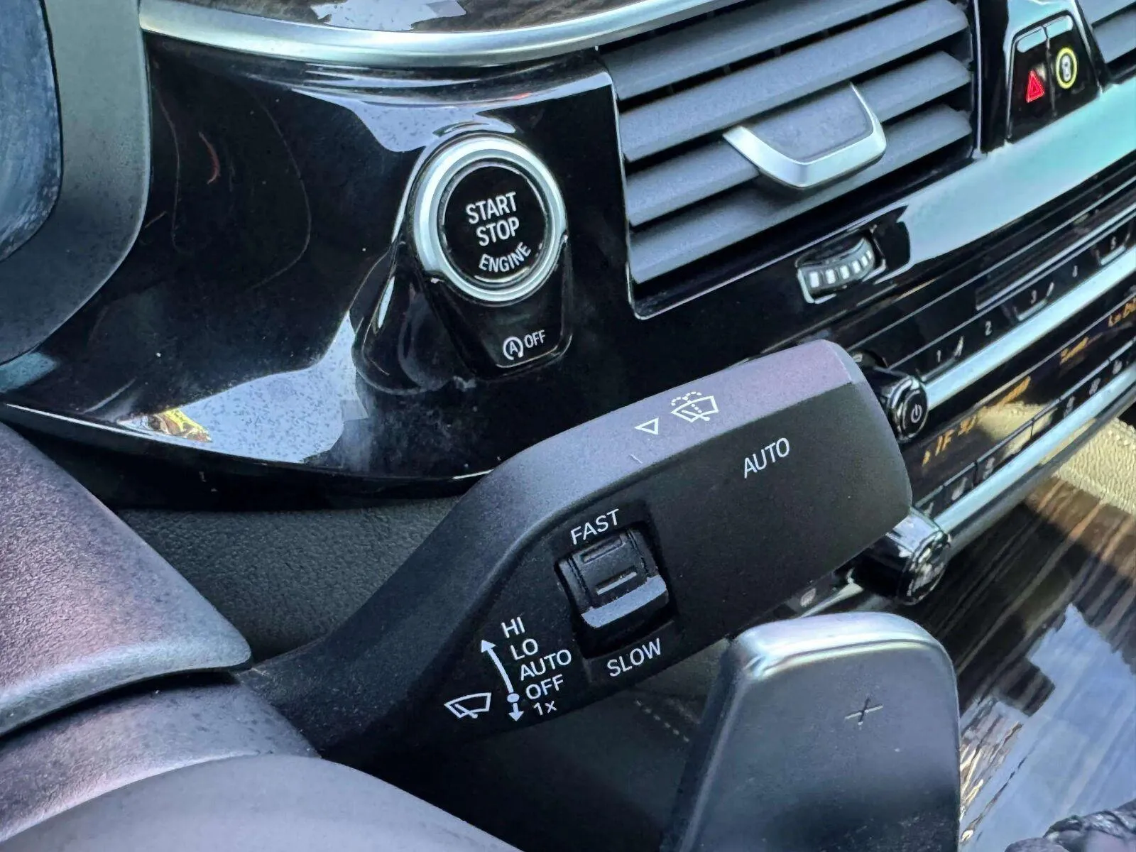 BMW 5 Series photo 17