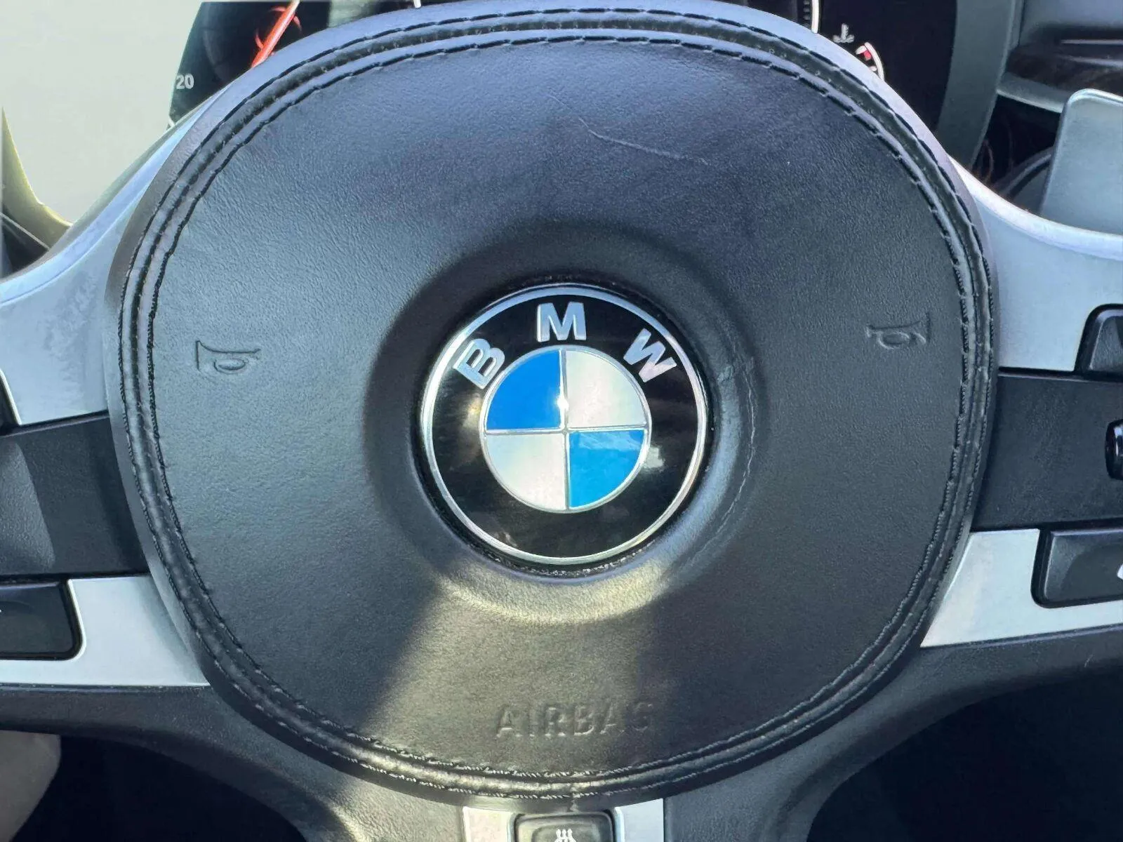 BMW 5 Series photo 19
