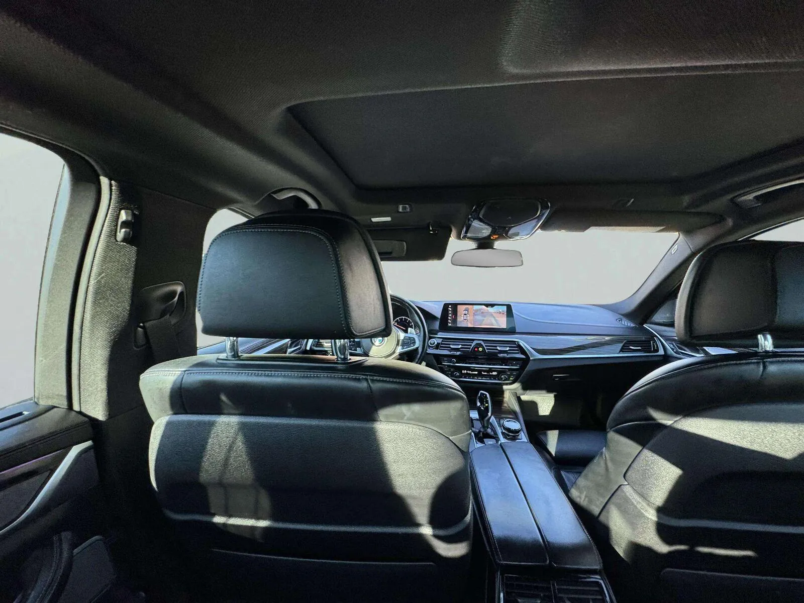 BMW 5 Series photo 34
