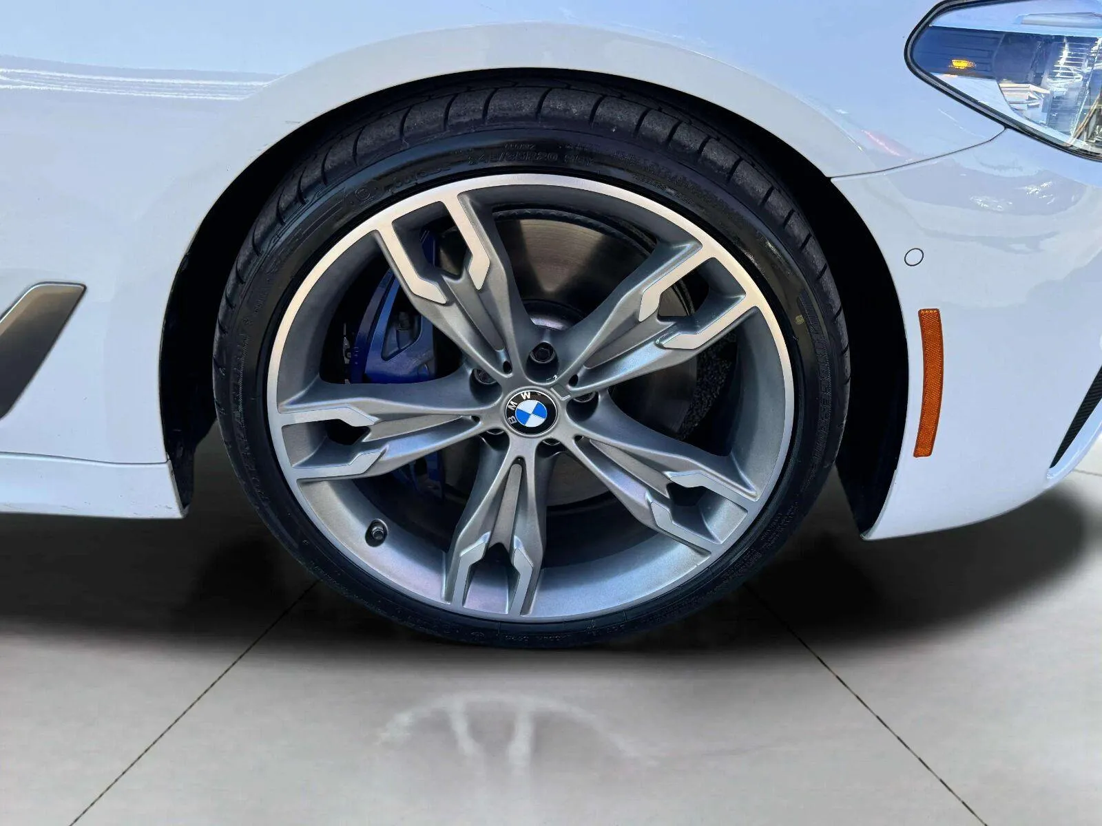 BMW 5 Series photo 55