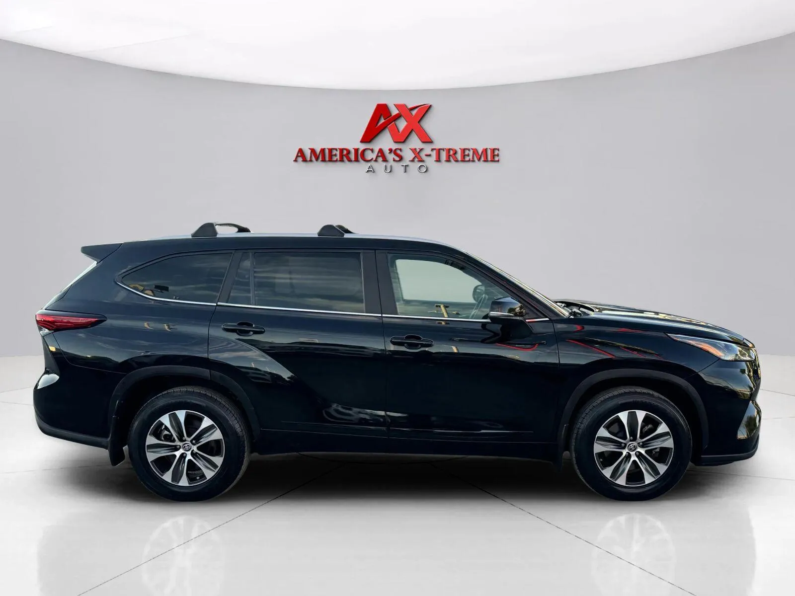 Toyota Highlander photo 7