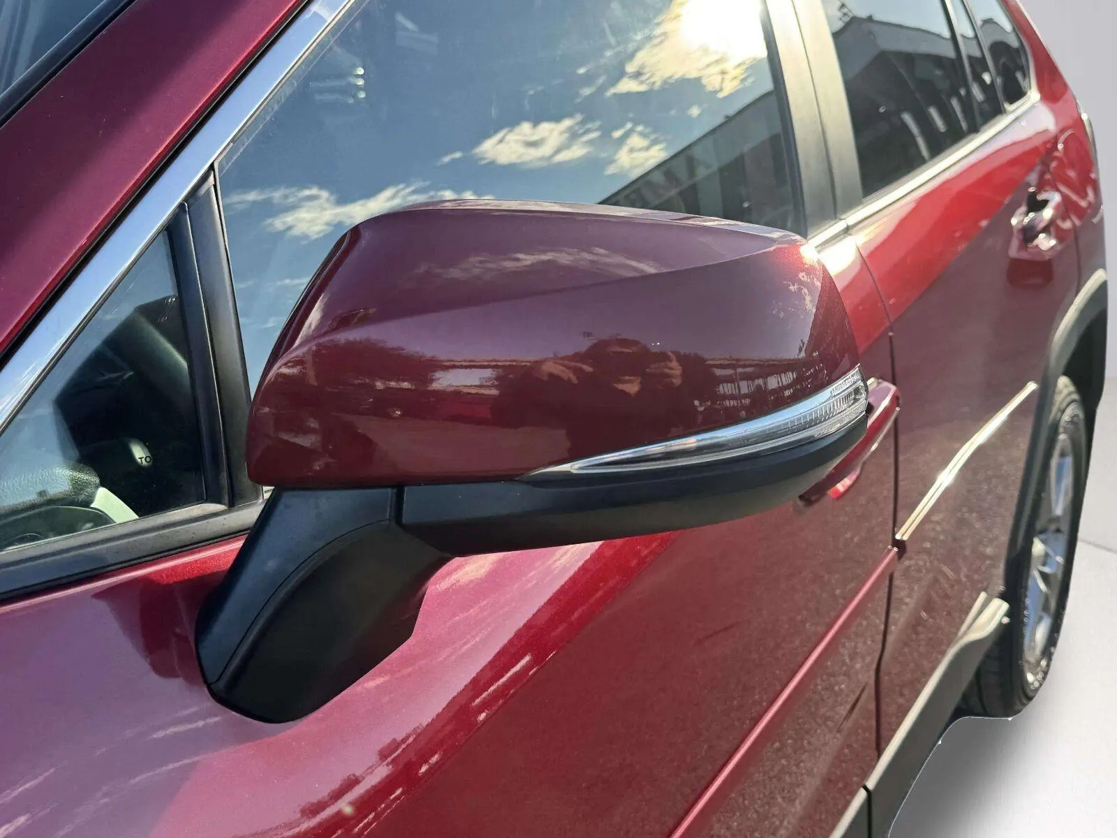 Toyota RAV4 photo 13