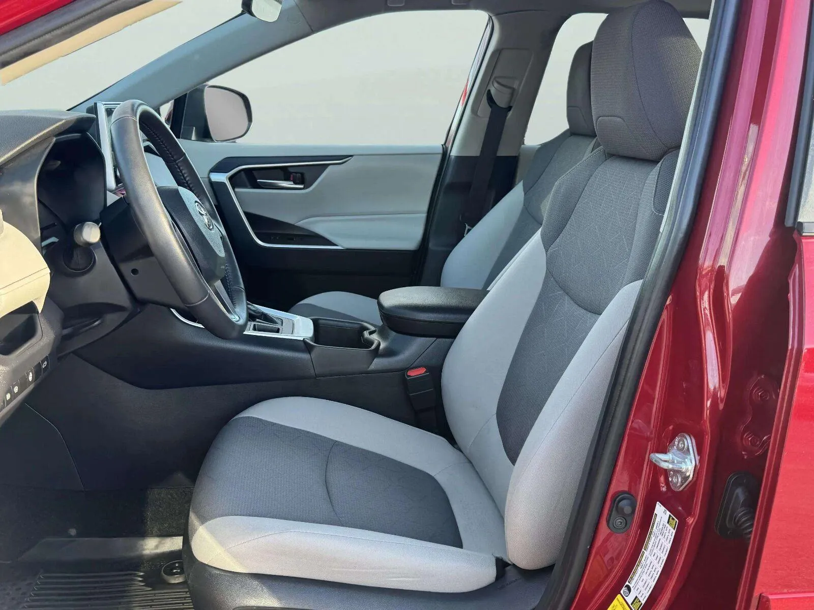 Toyota RAV4 photo 16