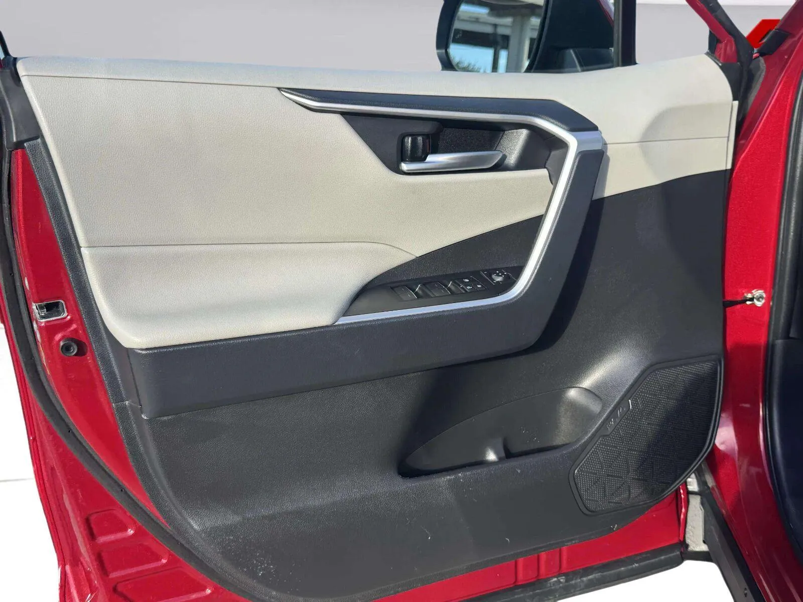 Toyota RAV4 photo 18