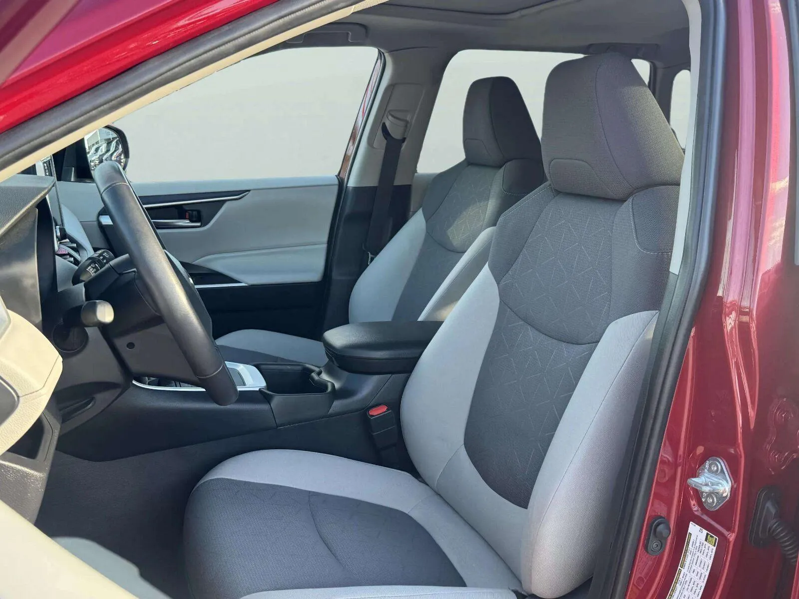 Toyota RAV4 photo 19