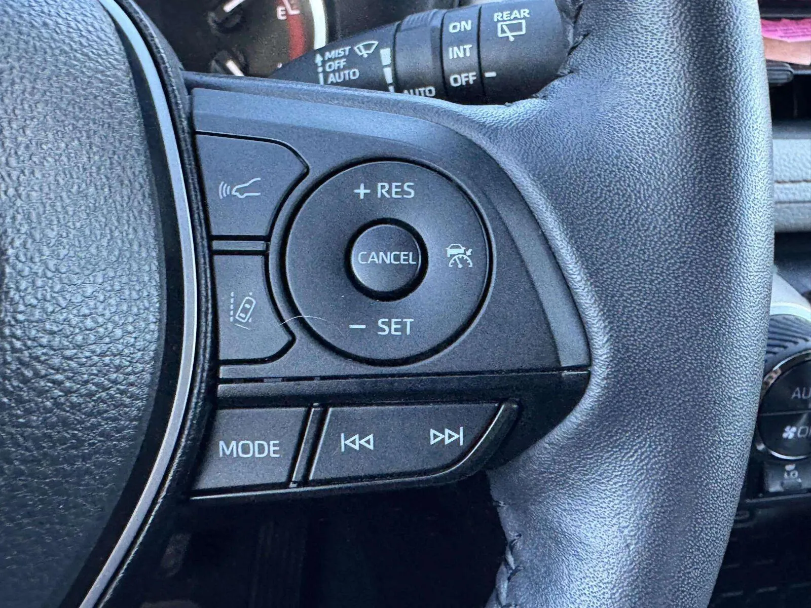 Toyota RAV4 photo 25