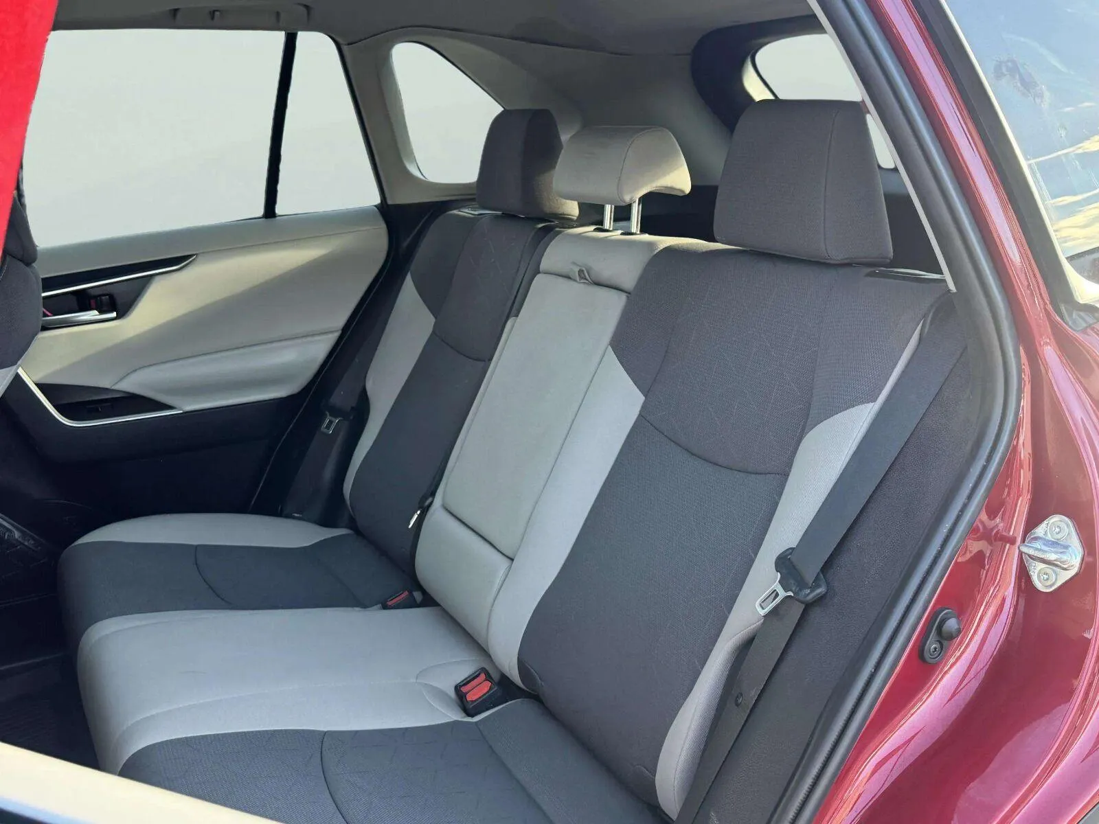 Toyota RAV4 photo 33