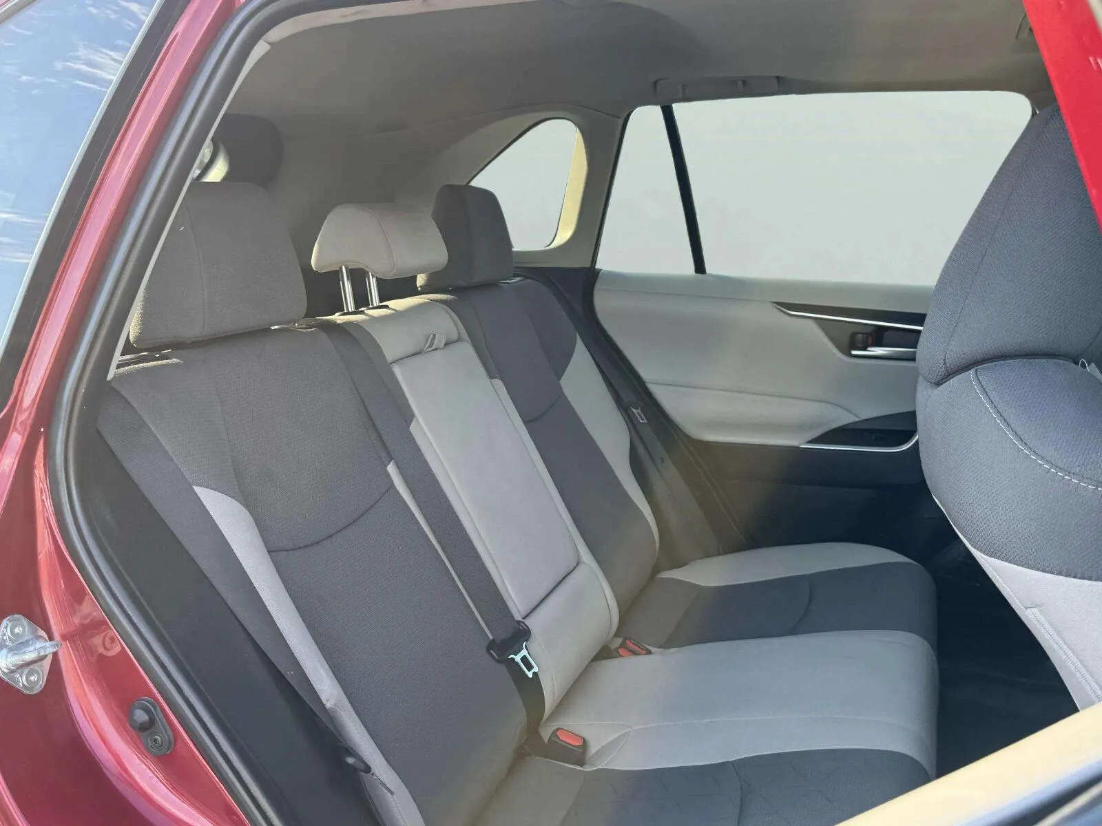 Toyota RAV4 photo 37