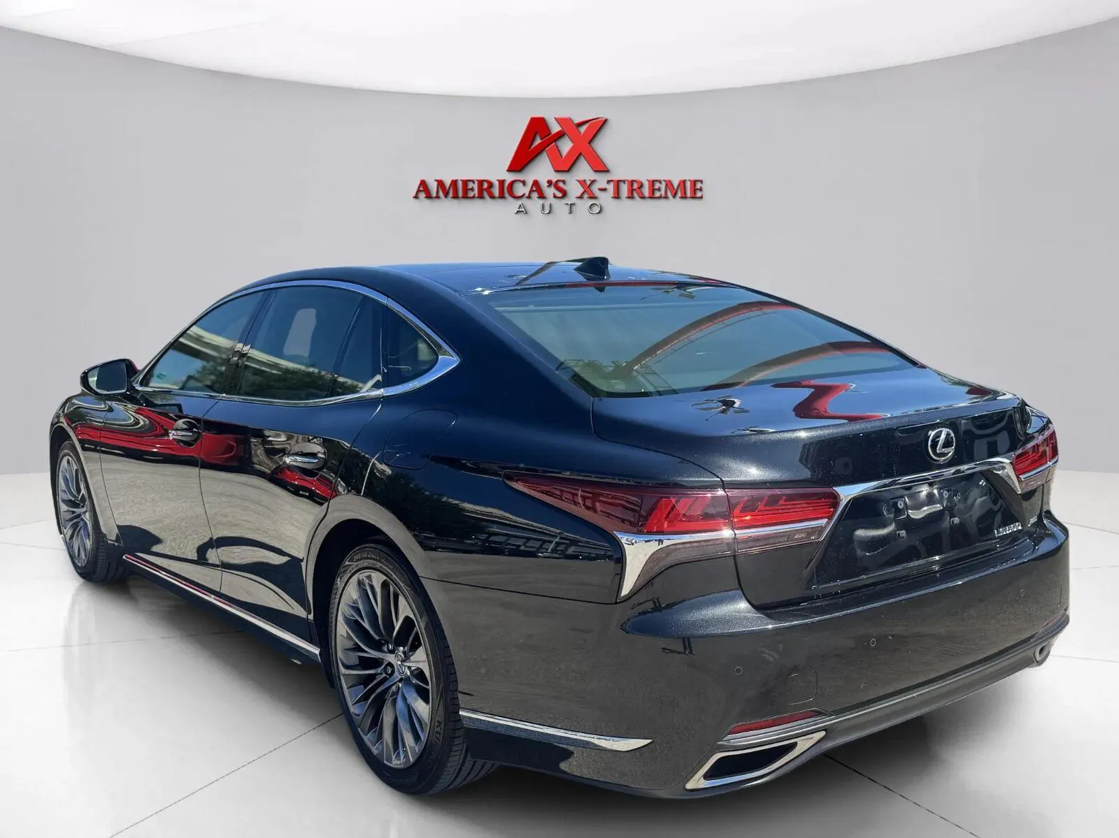 Lexus LS photo 4