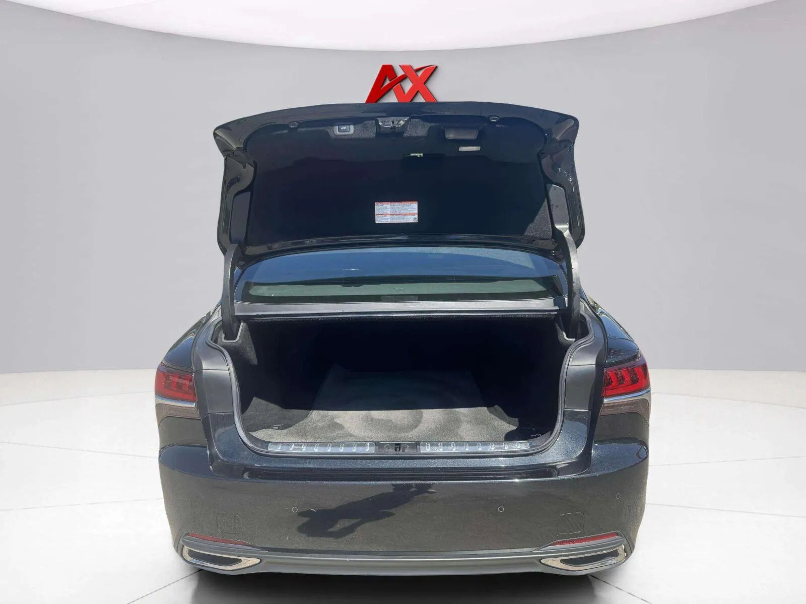 Lexus LS photo 49
