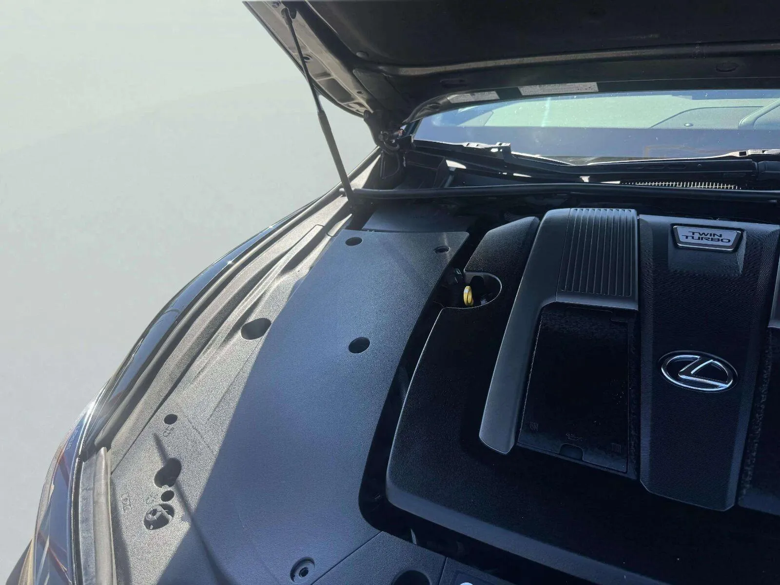 Lexus LS photo 56
