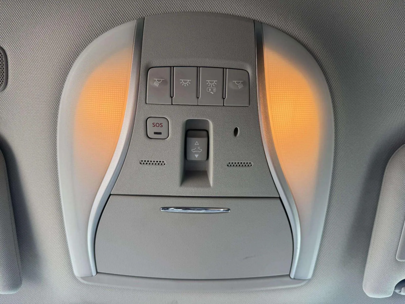 Infiniti Q70 photo 29