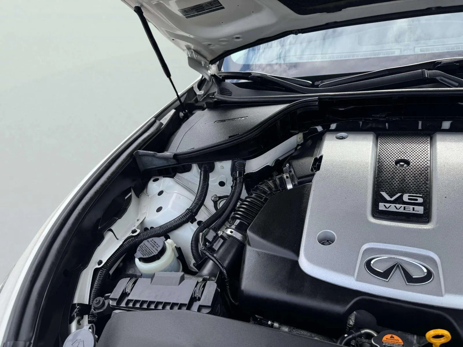 Infiniti Q70 photo 45