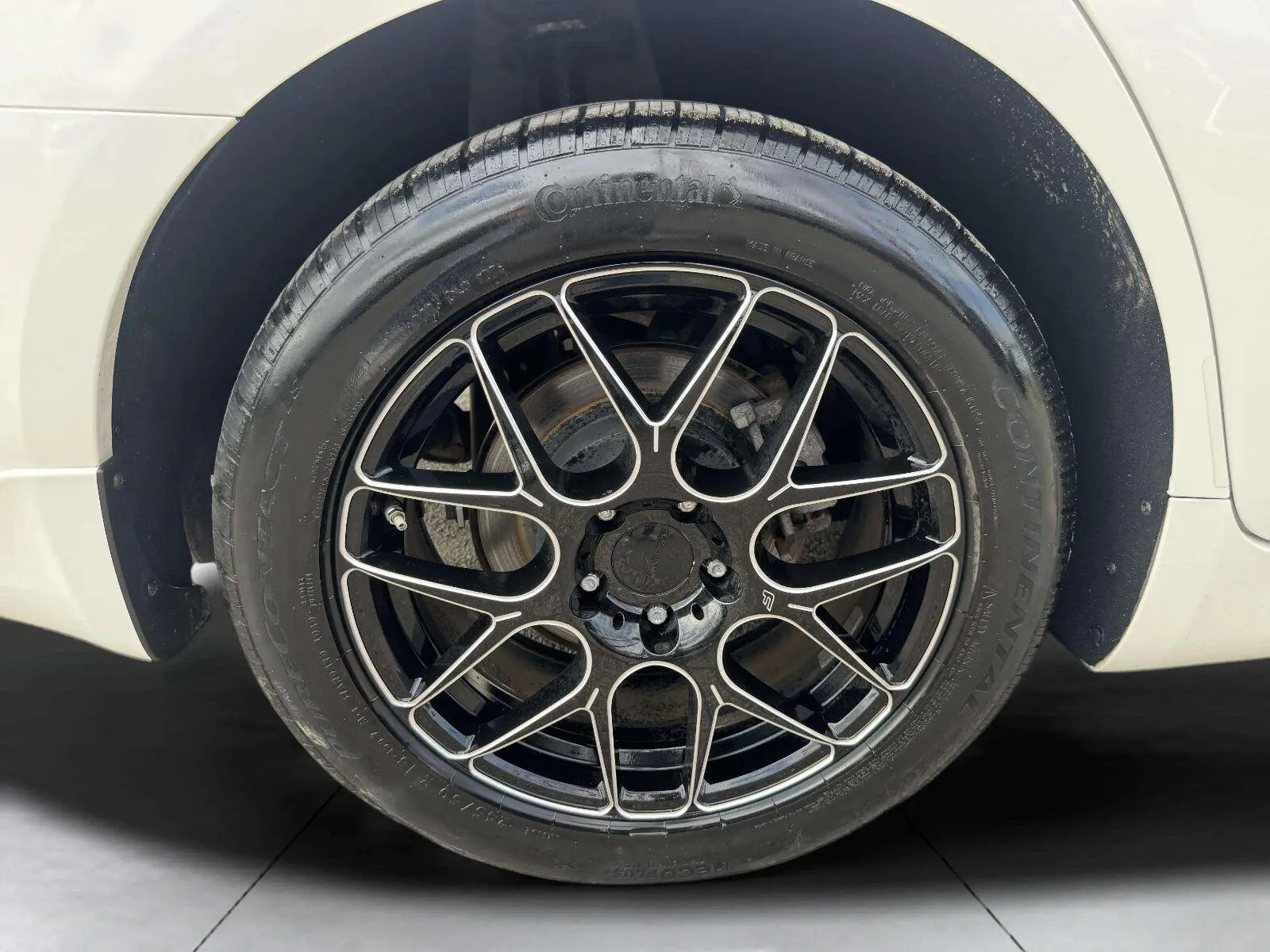 Infiniti Q70 photo 43