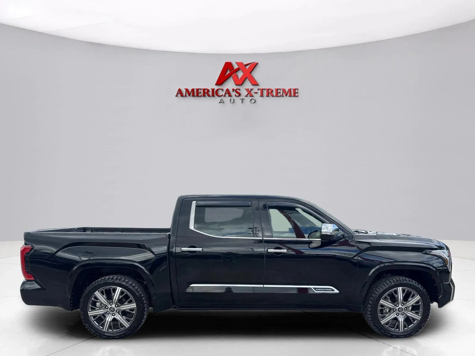 Toyota Tundra photo 7