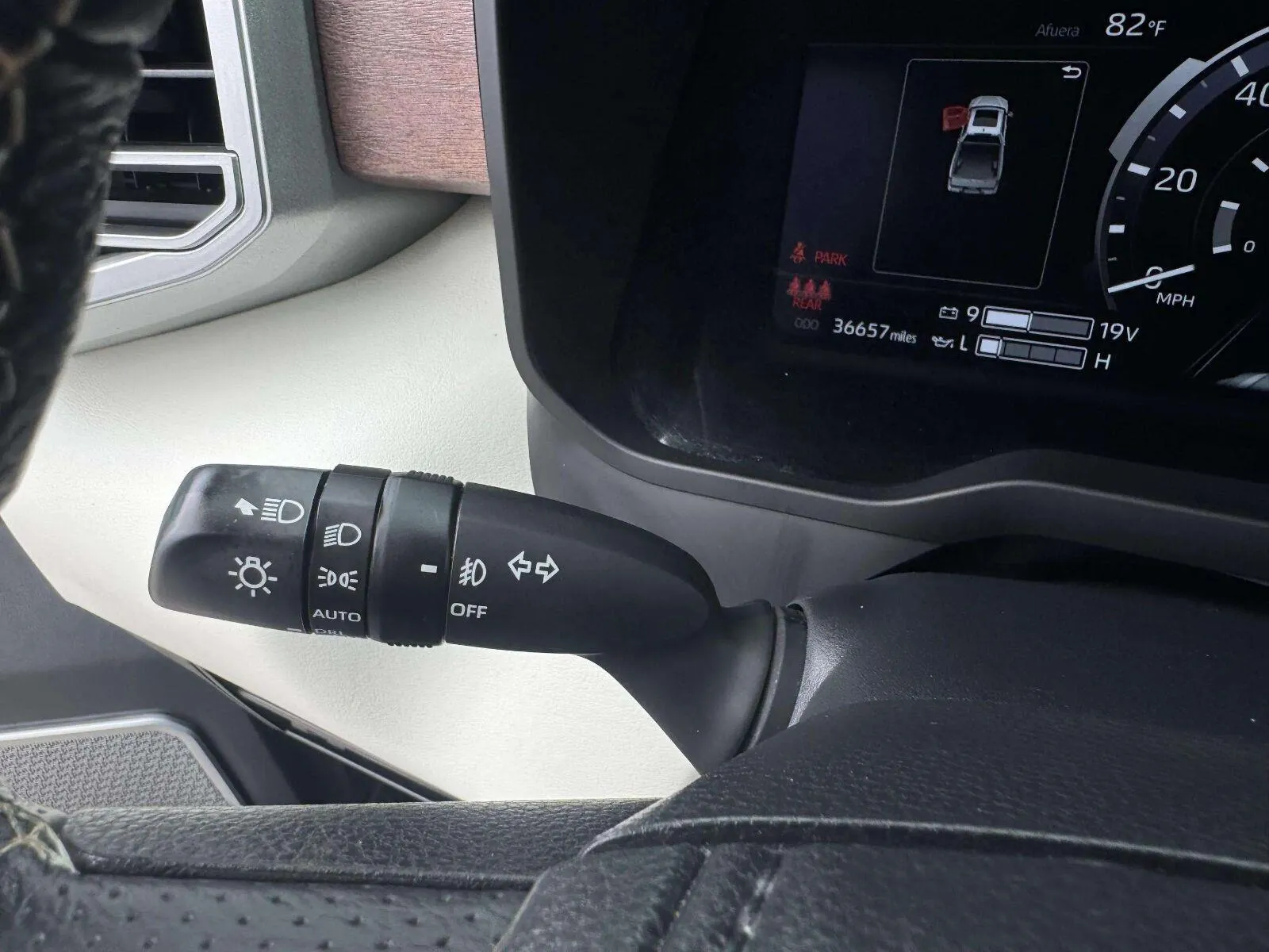Toyota Tundra photo 20