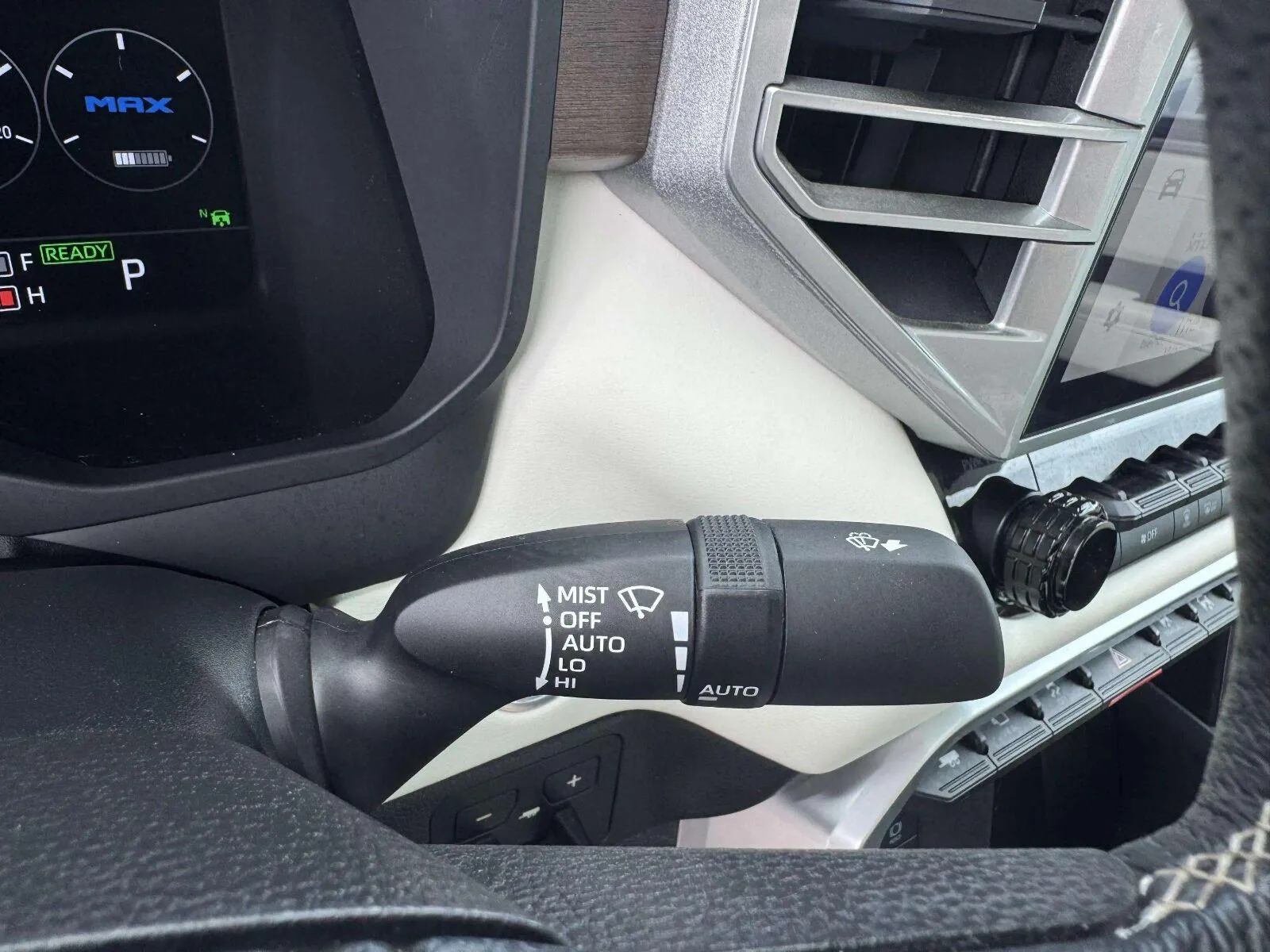 Toyota Tundra photo 21