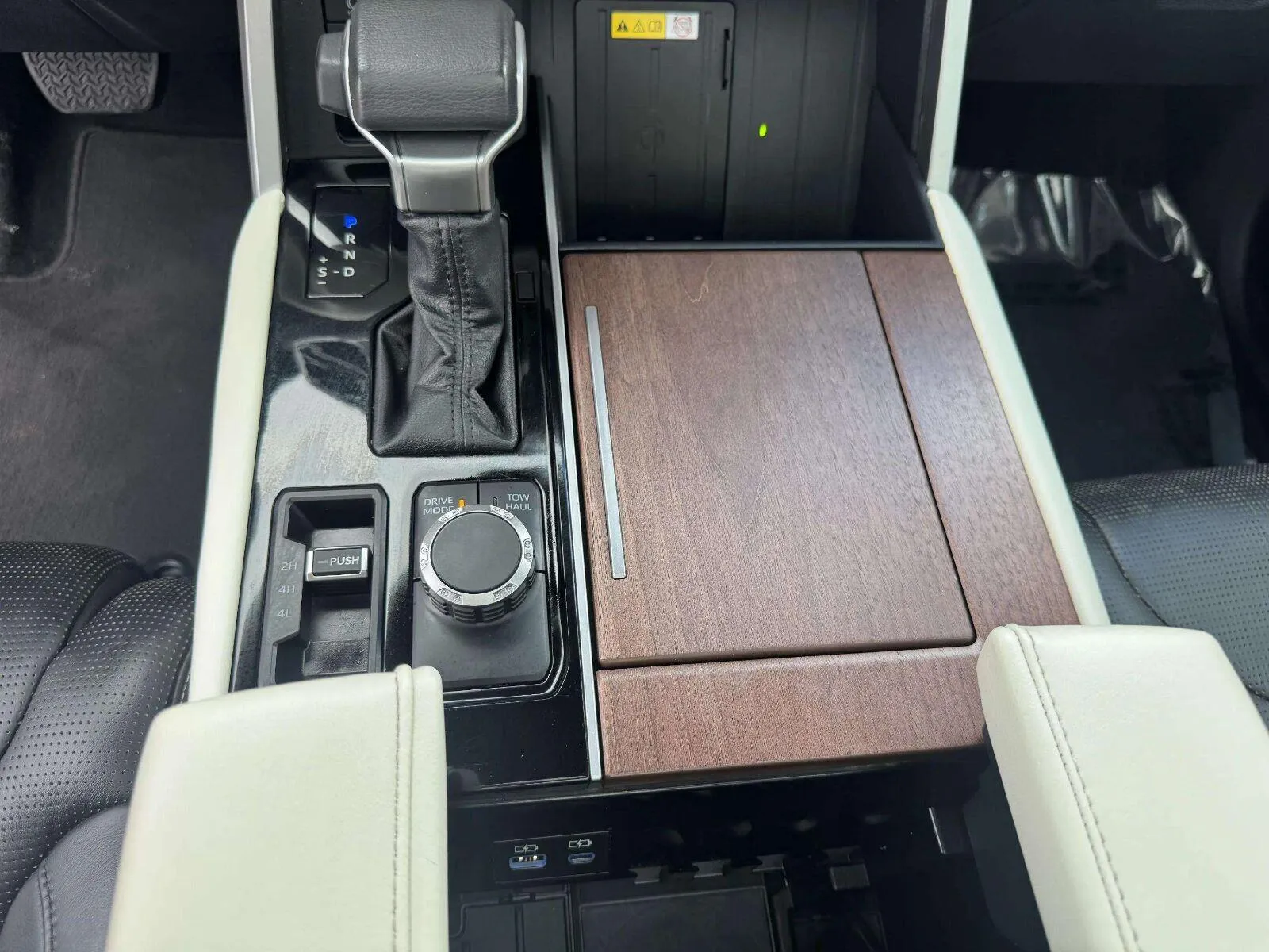 Toyota Tundra photo 29