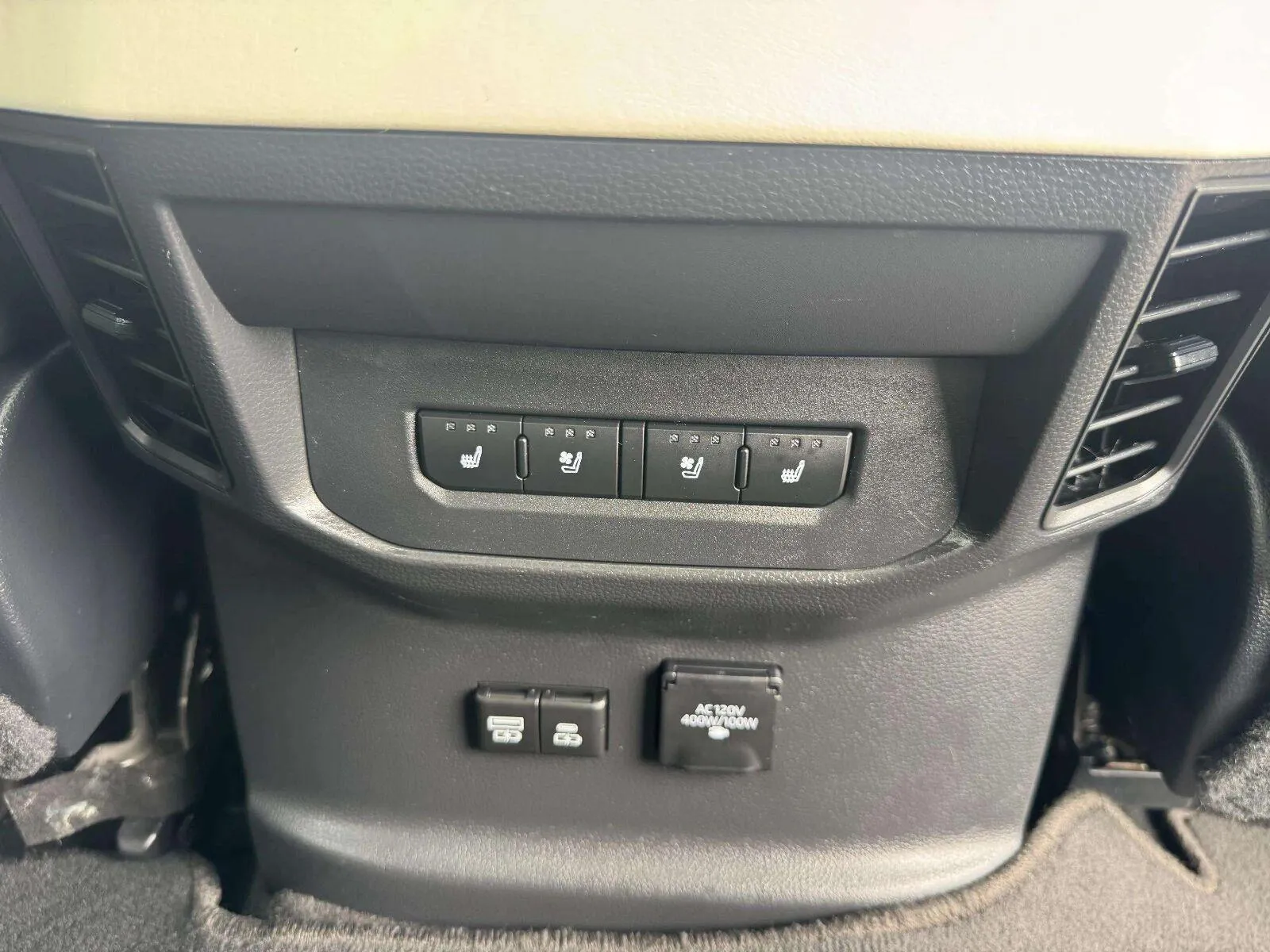 Toyota Tundra photo 38