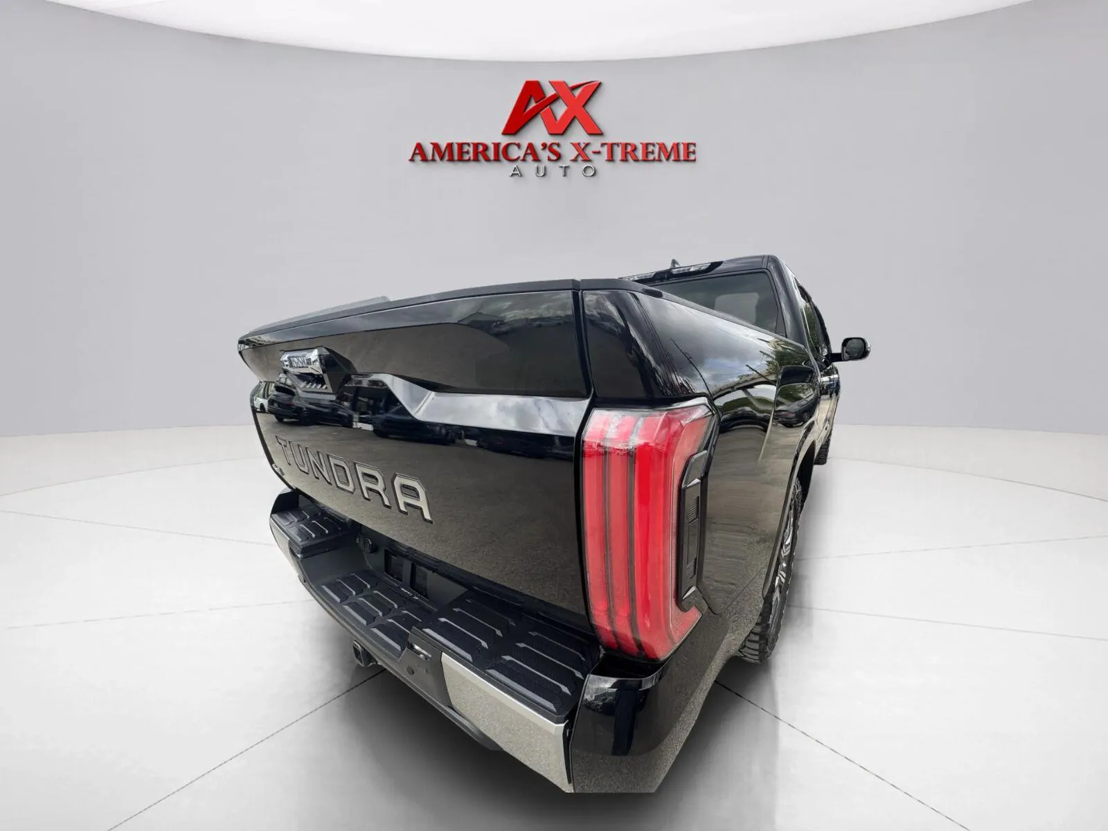 Toyota Tundra photo 14